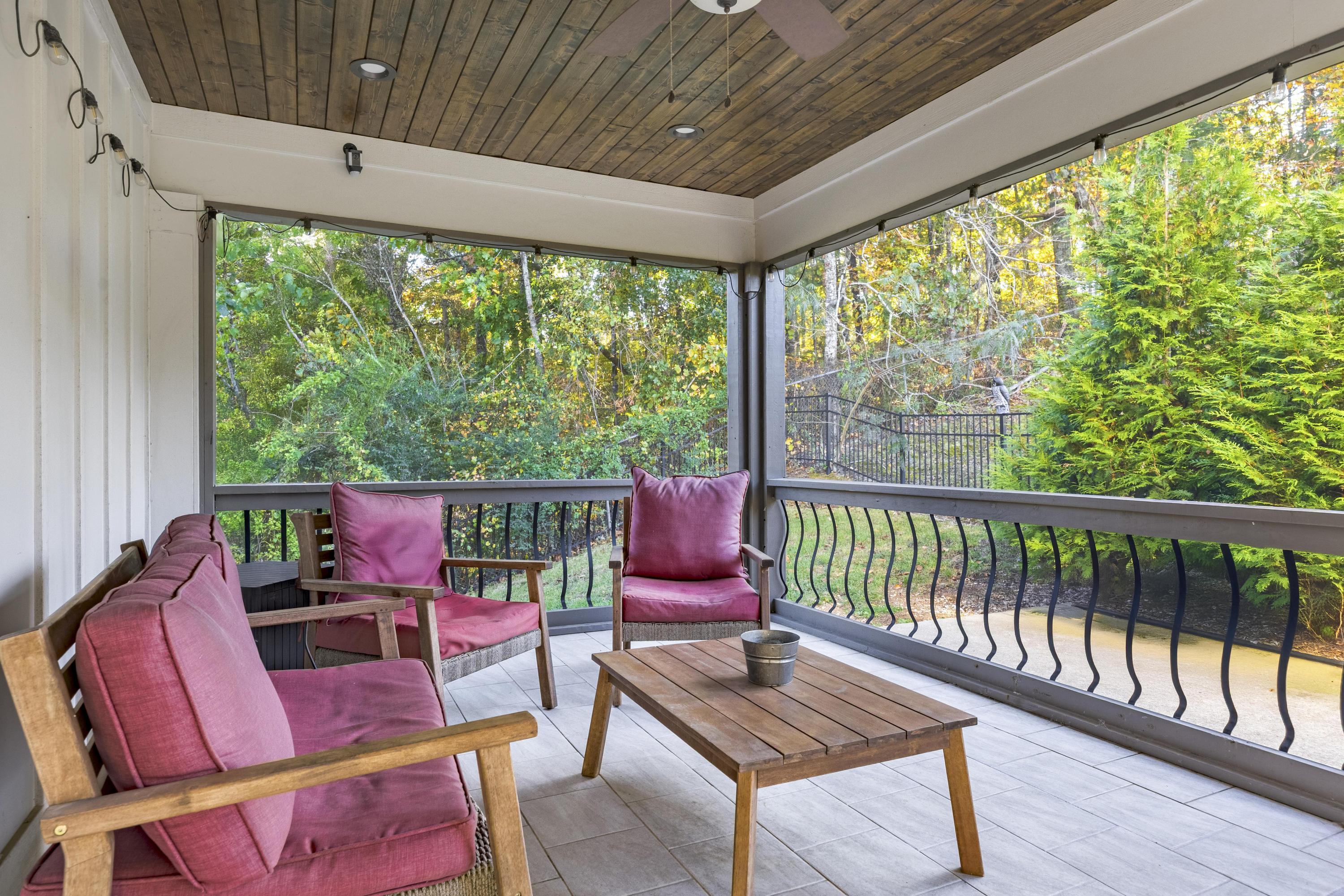 4581 Sailmaker Circle