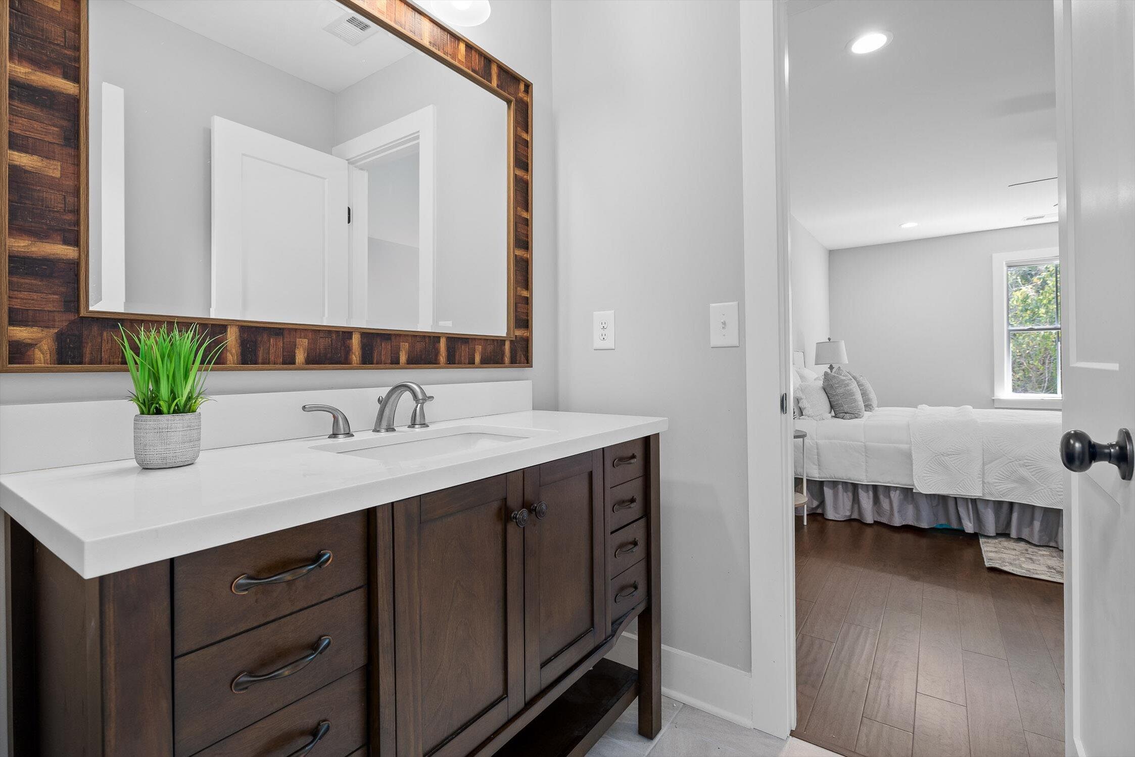 4581 Sailmaker Circle