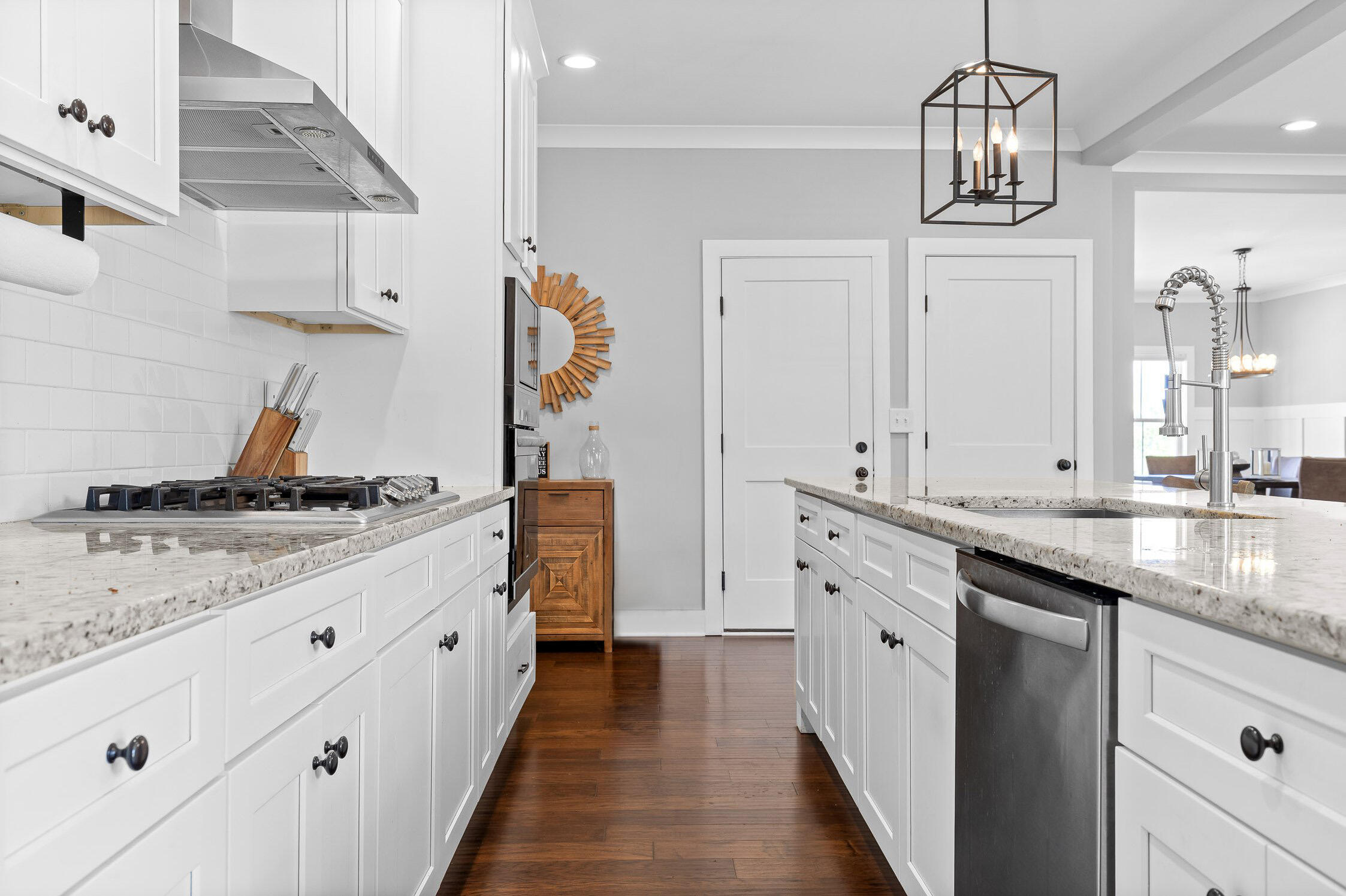 4581 Sailmaker Circle