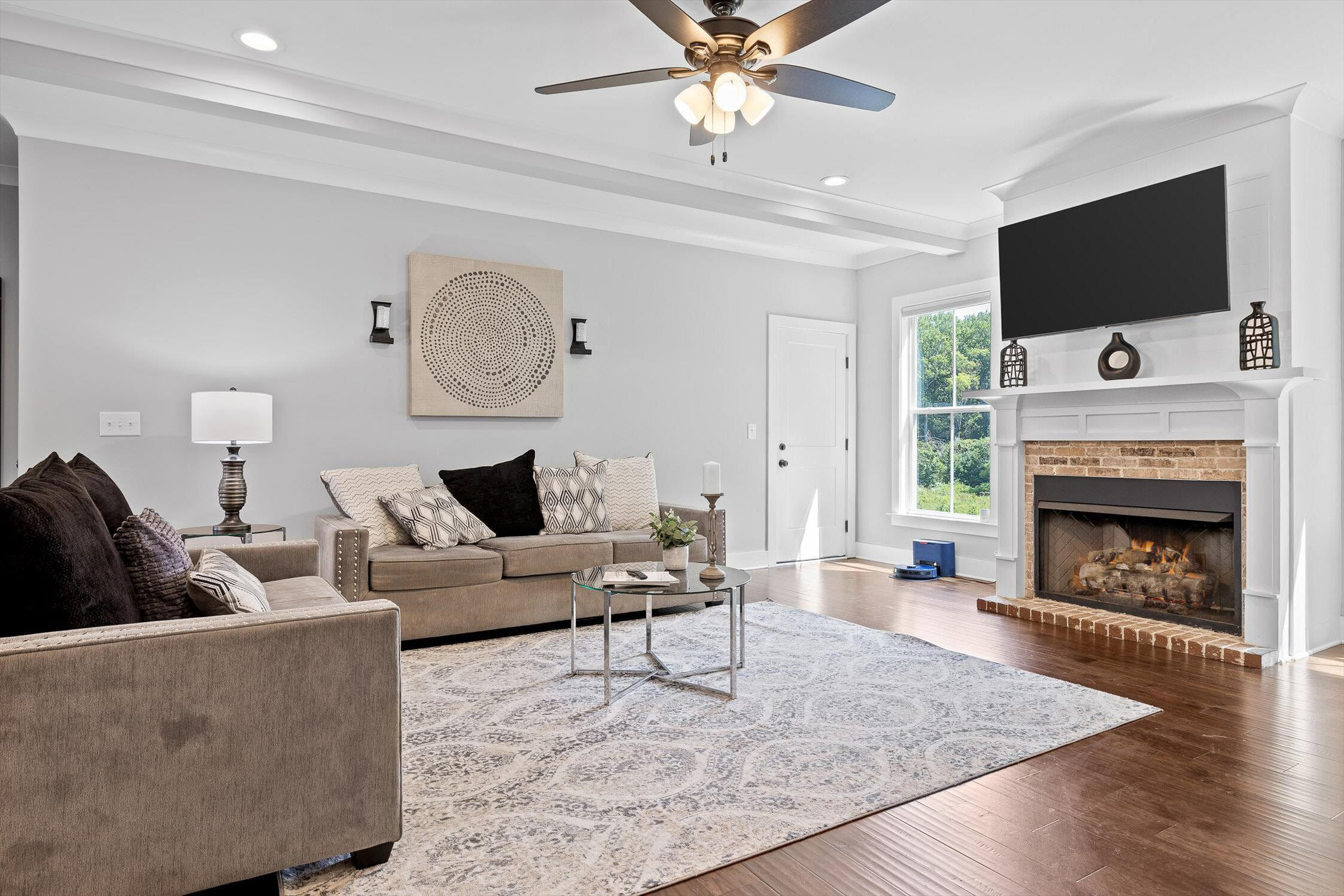 4581 Sailmaker Circle