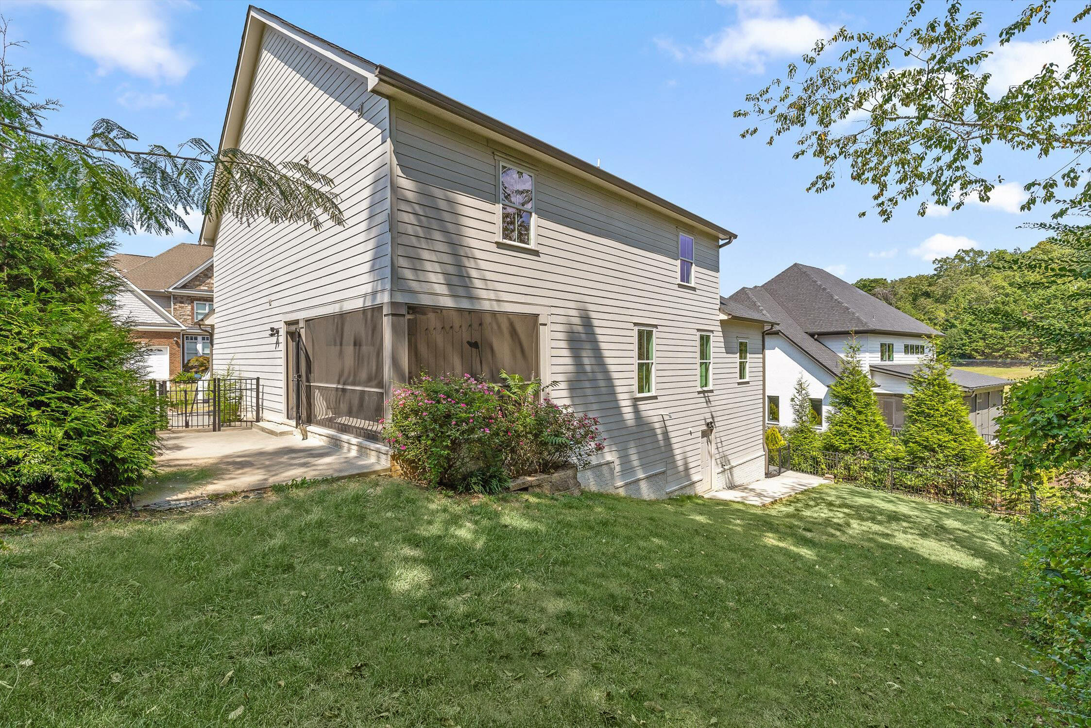 4581 Sailmaker Circle
