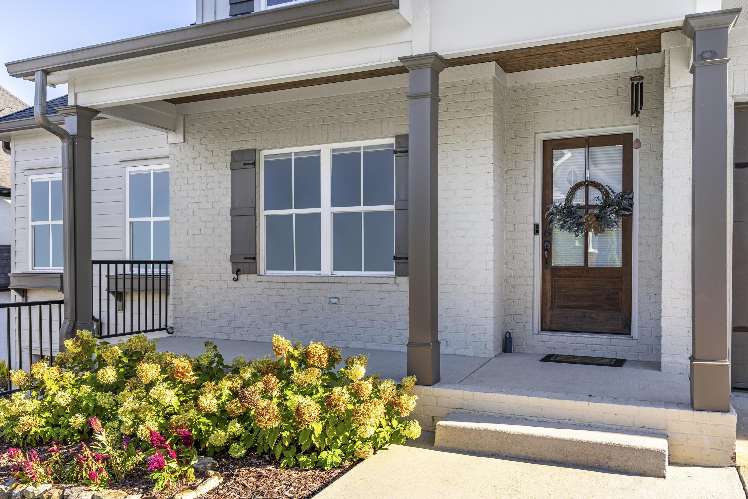 4581 Sailmaker Circle