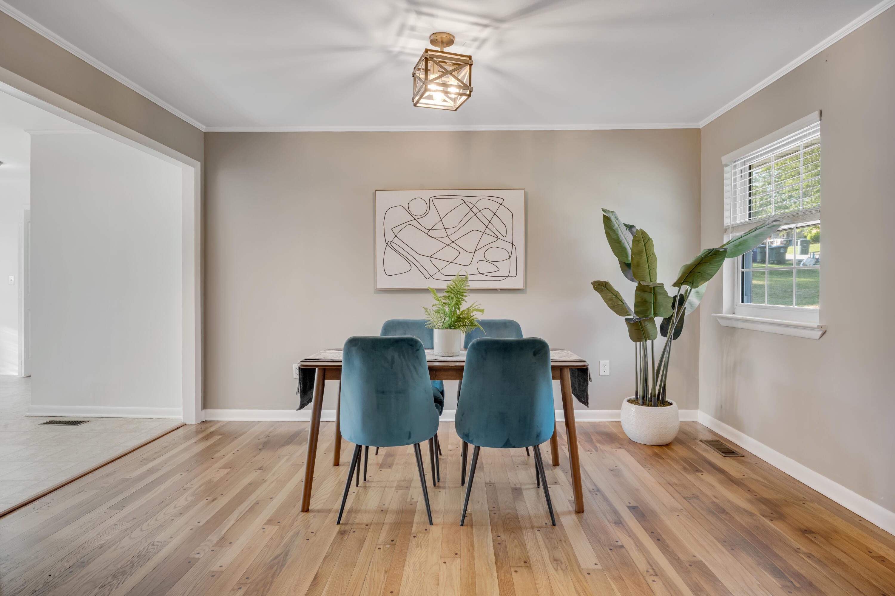 4534 Peckinpaugh Drive