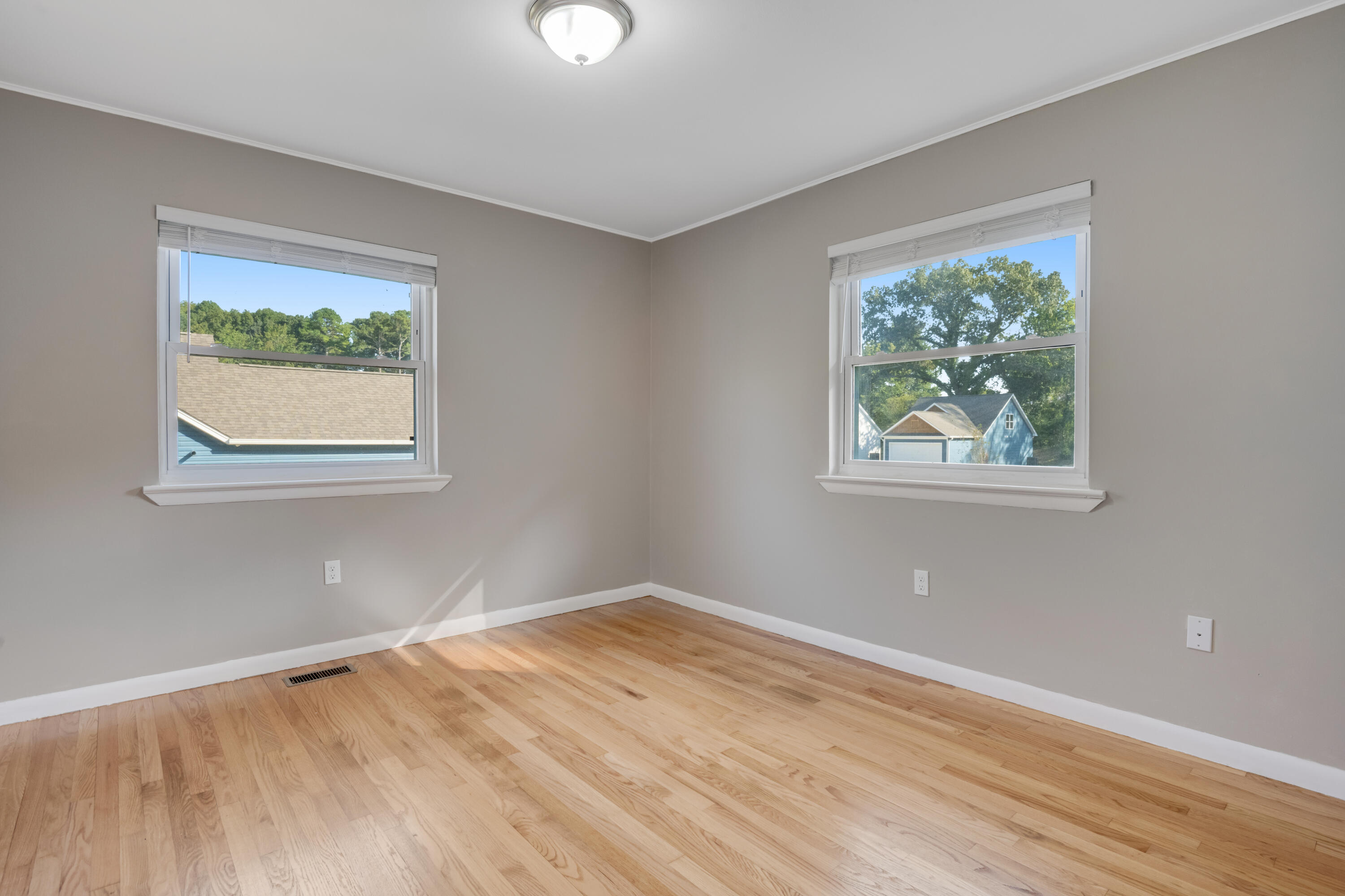 4534 Peckinpaugh Drive