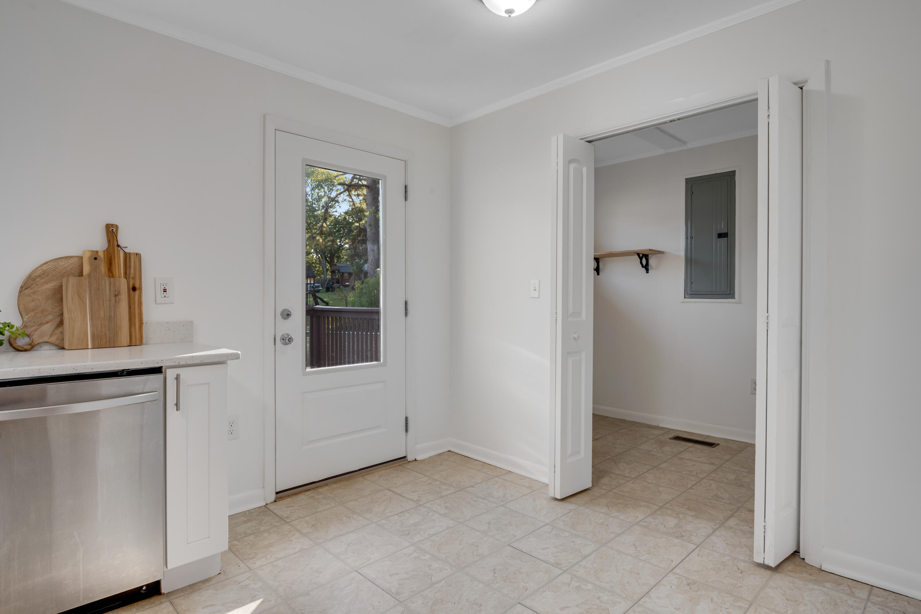 4534 Peckinpaugh Drive