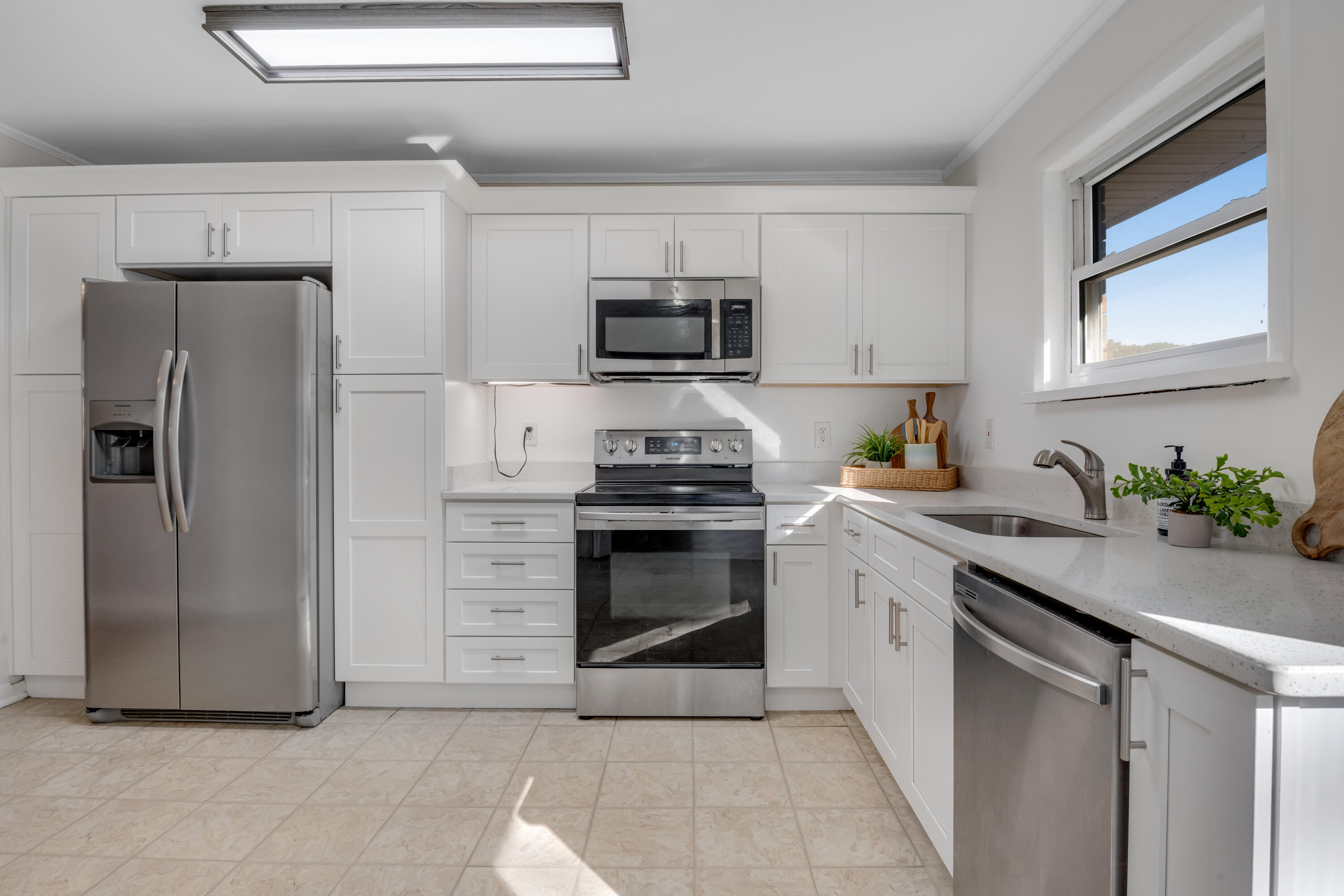 4534 Peckinpaugh Drive