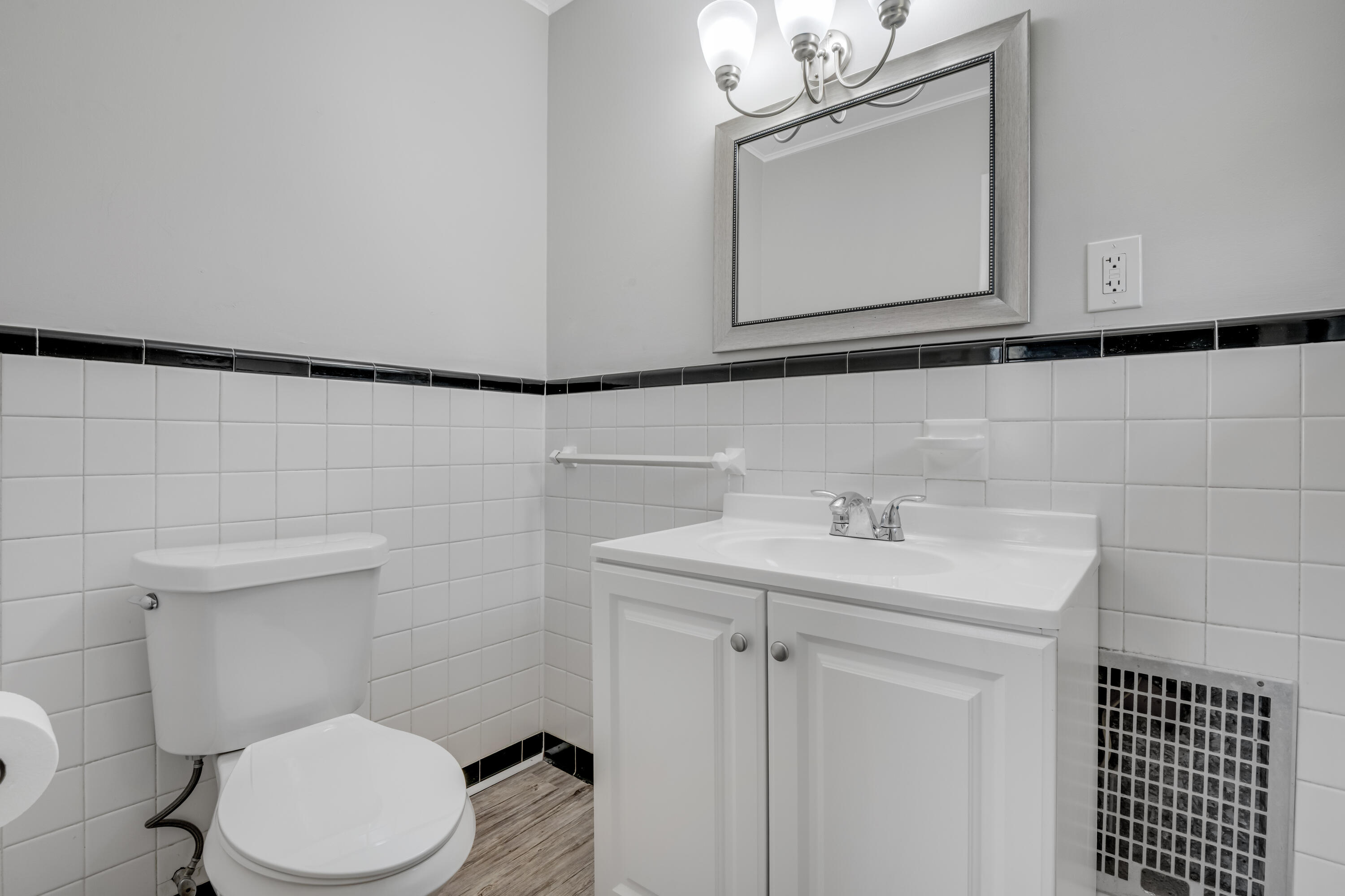 4534 Peckinpaugh Drive