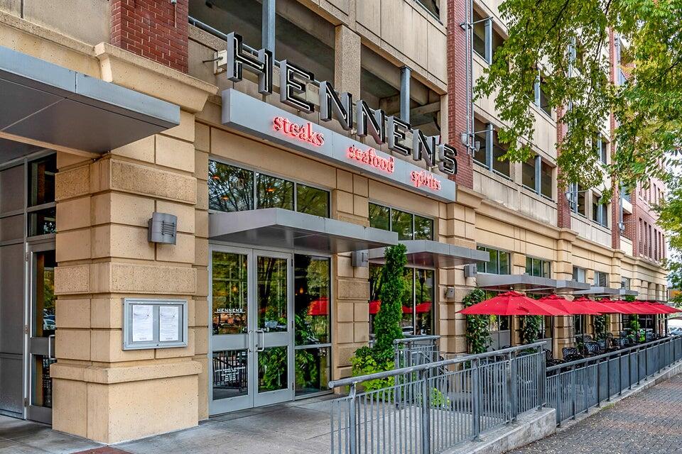 191 Chestnut Street, 501