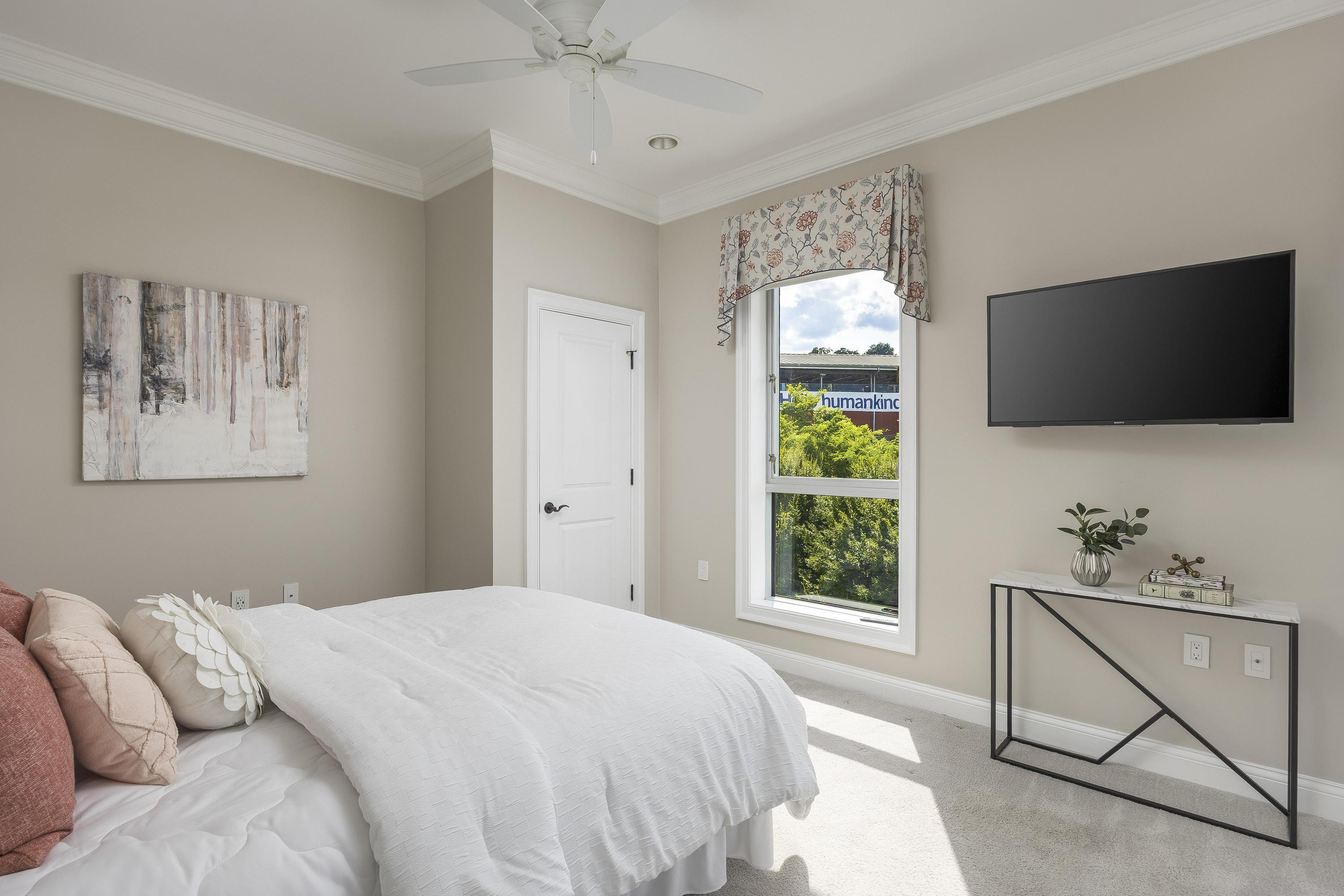 191 Chestnut Street, 501