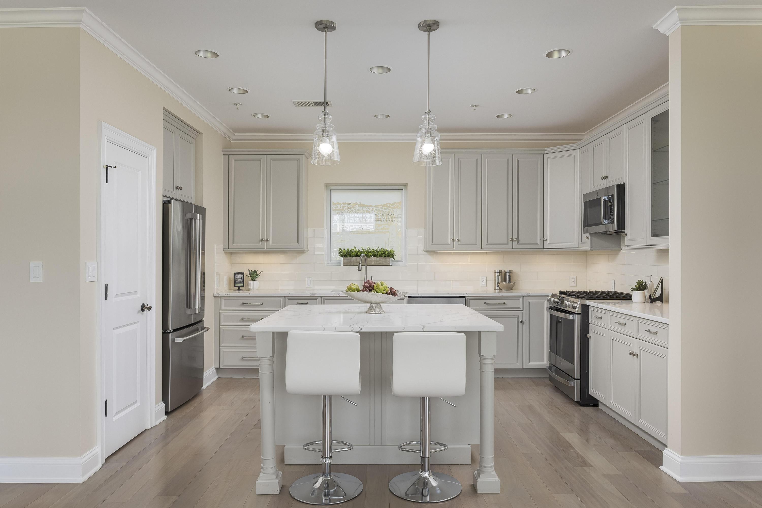 191 Chestnut Street, 501