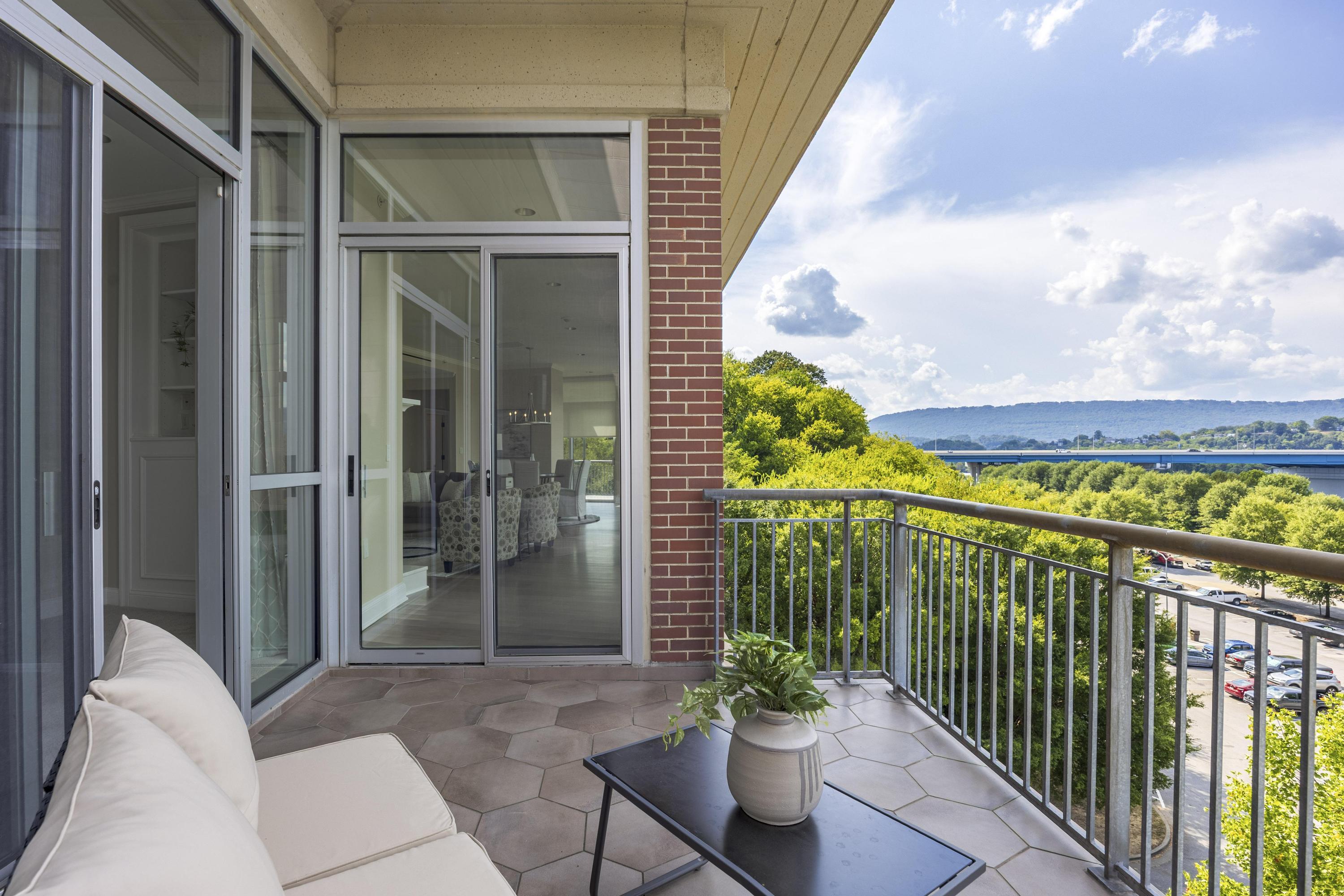 191 Chestnut Street, 501