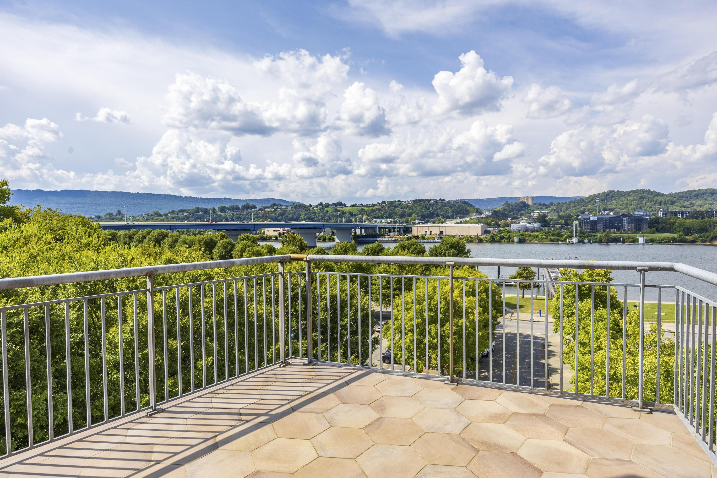 191 Chestnut Street, 501