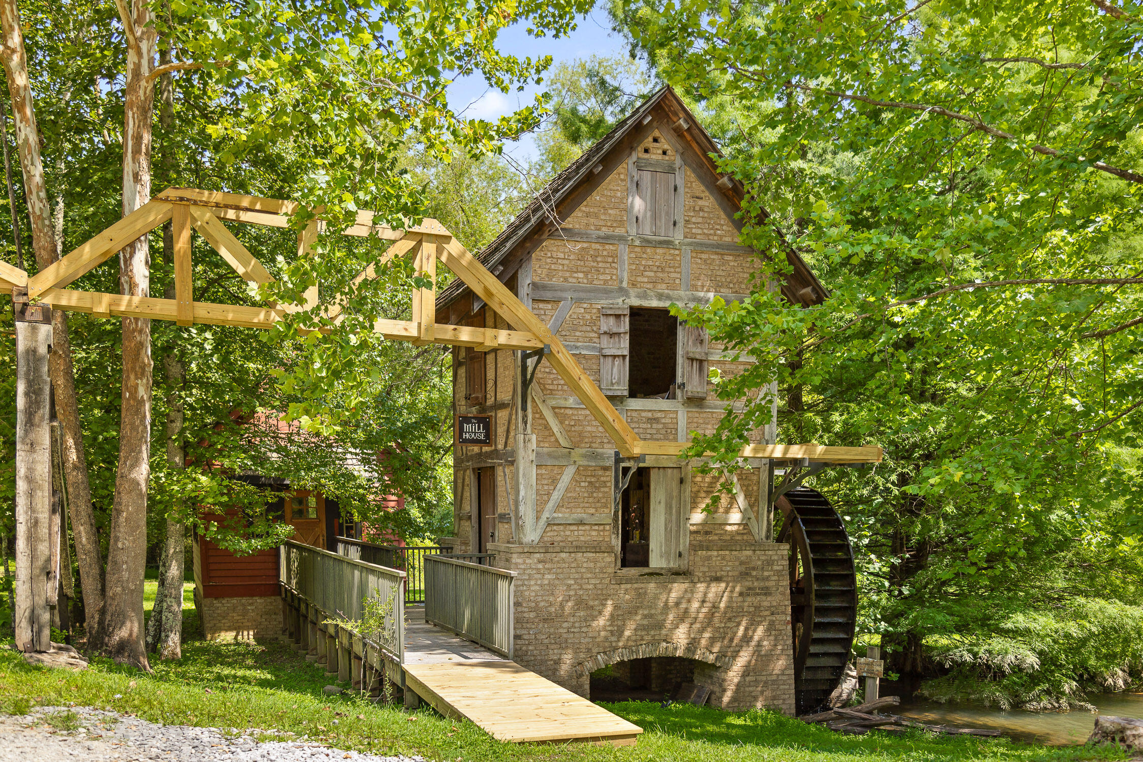 0 Cloudland Trace, 42