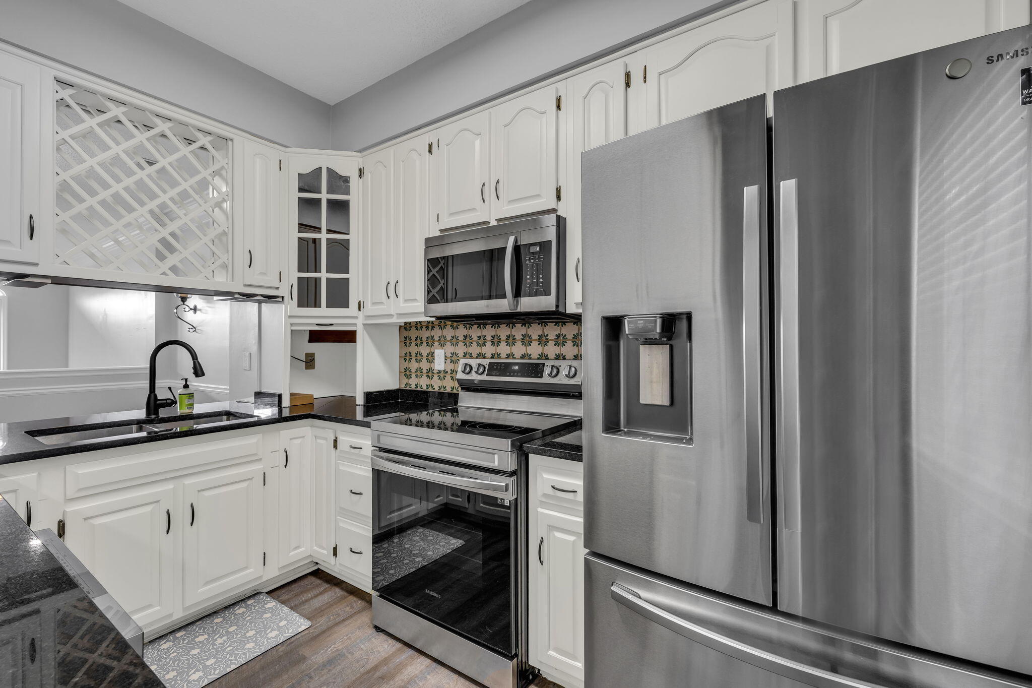 4135 Mountain Creek Road