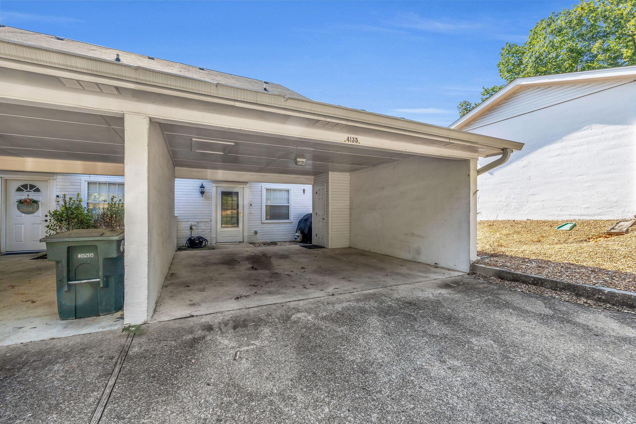 4135 Mountain Creek Road