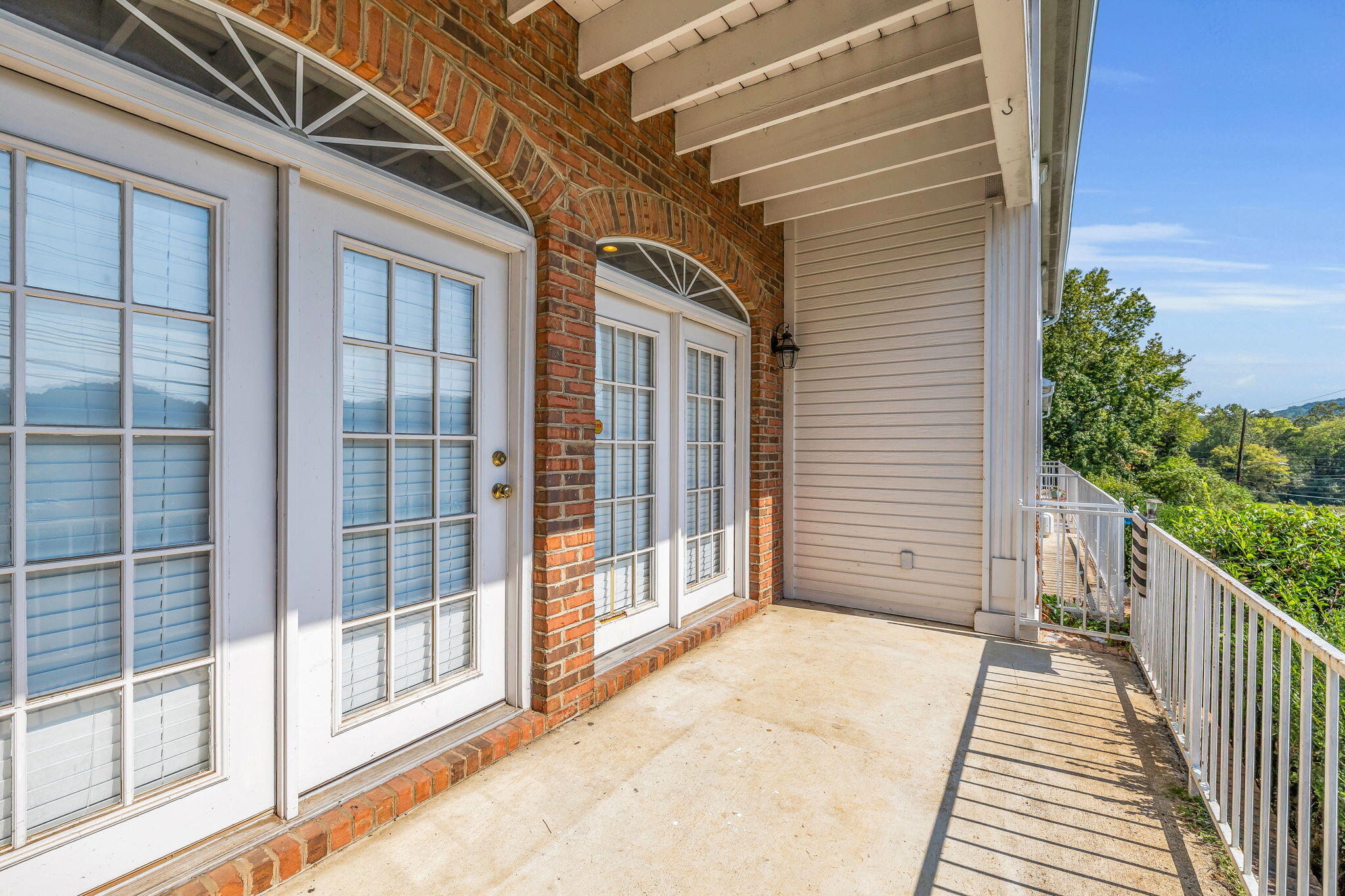 4135 Mountain Creek Road