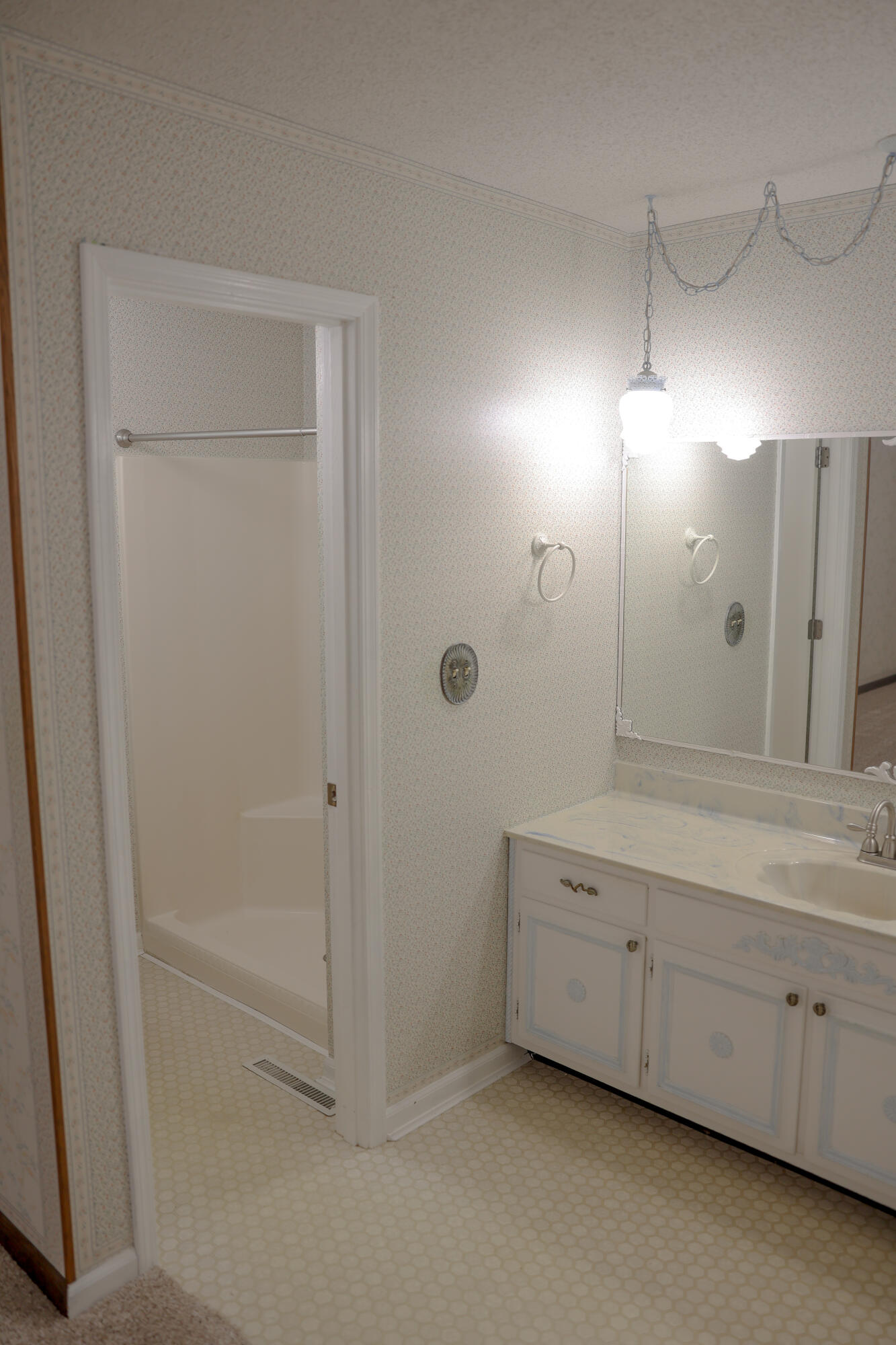 7622 Cove Ridge Drive