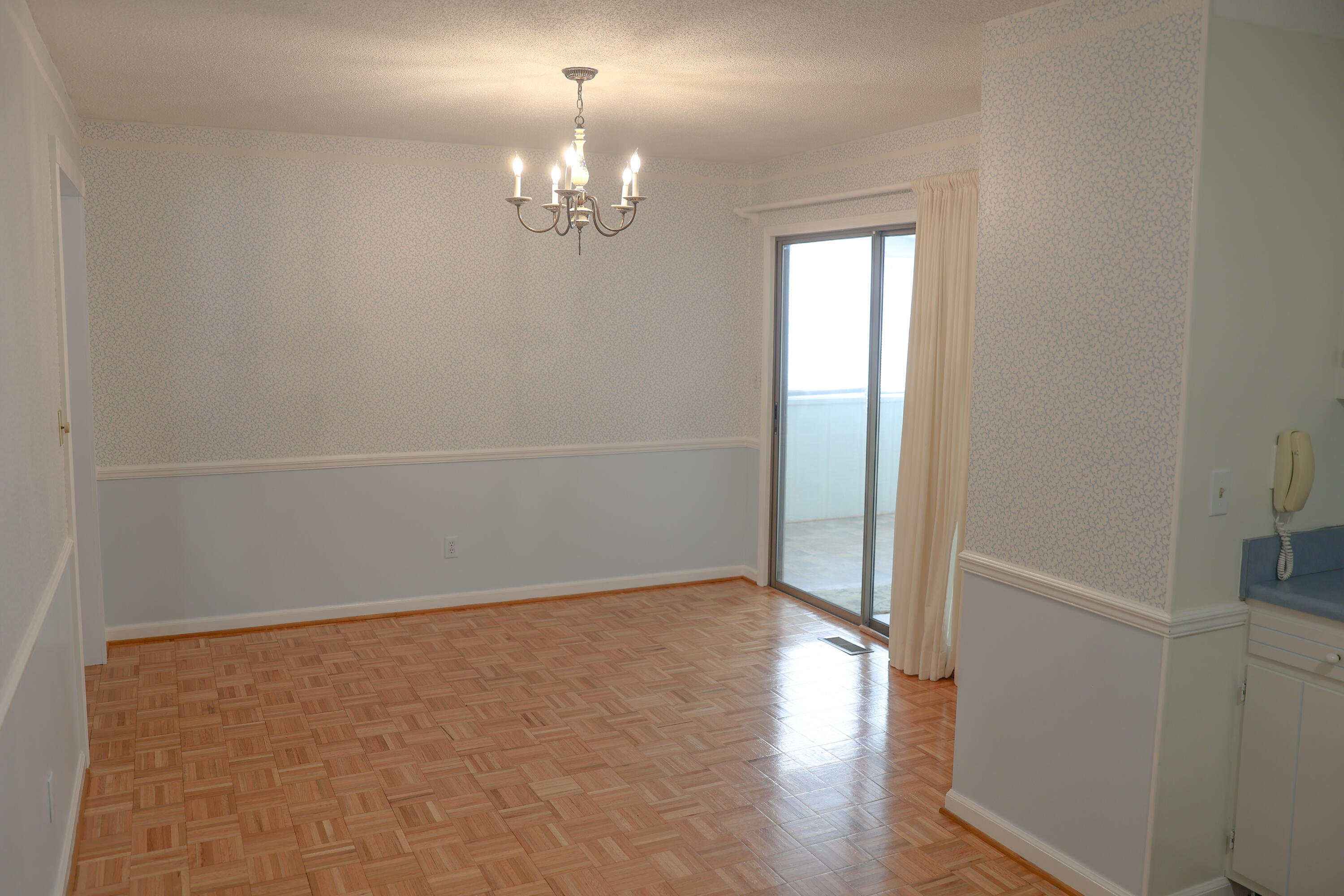 7622 Cove Ridge Drive