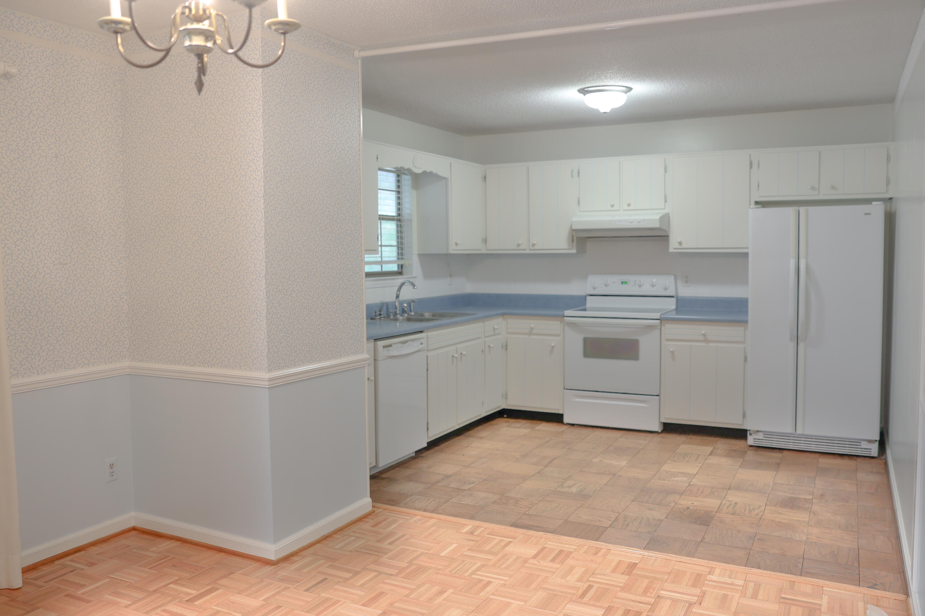 7622 Cove Ridge Drive