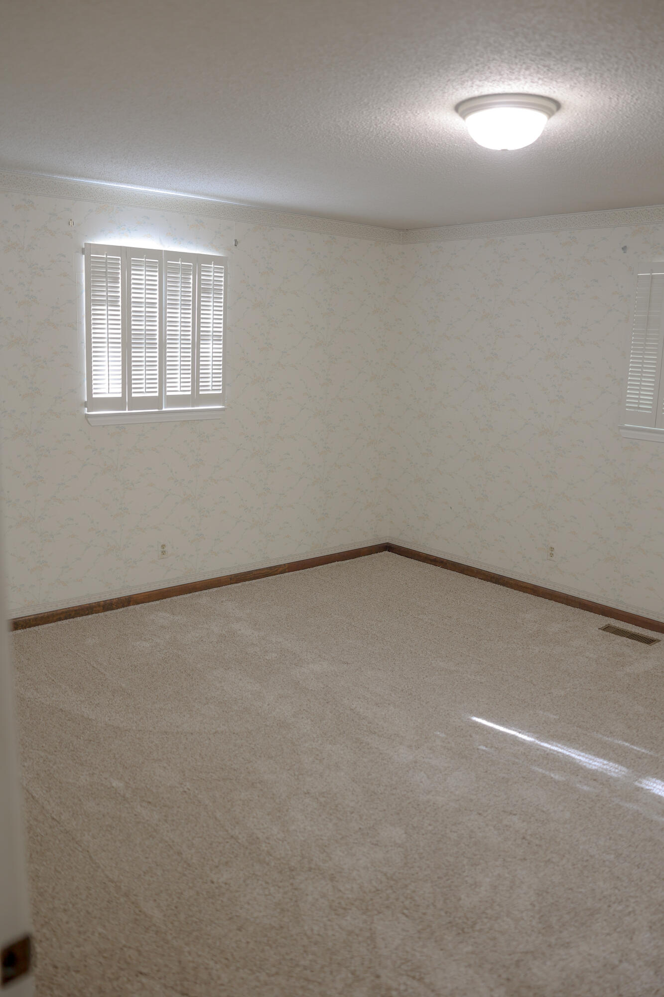 7622 Cove Ridge Drive