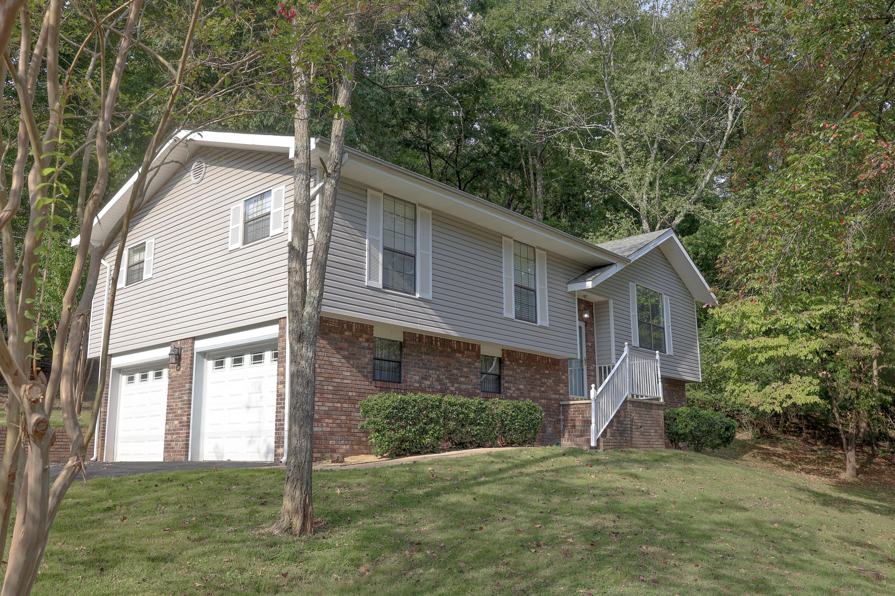 7622 Cove Ridge Drive