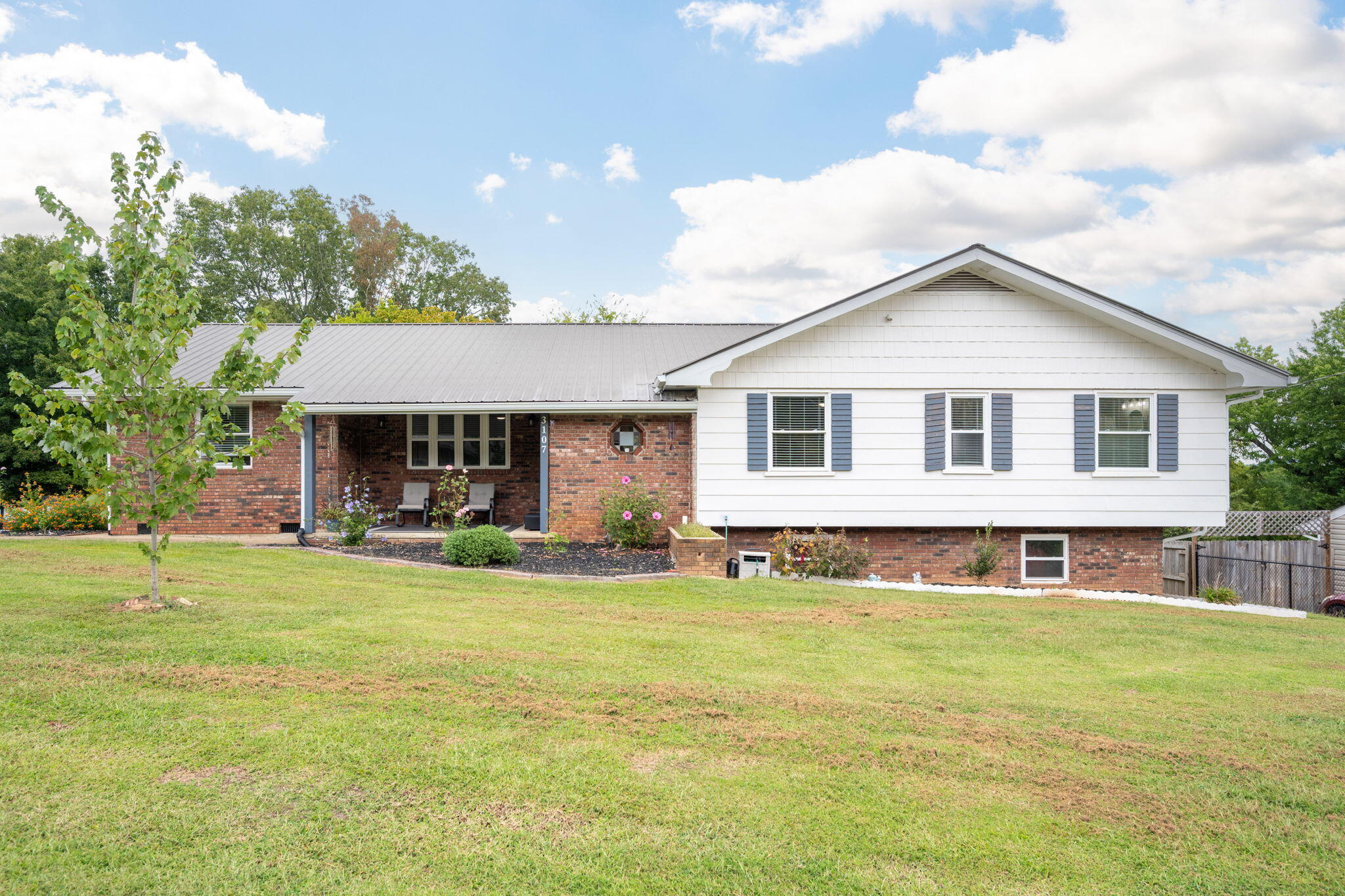 3107 Lookaway Trail