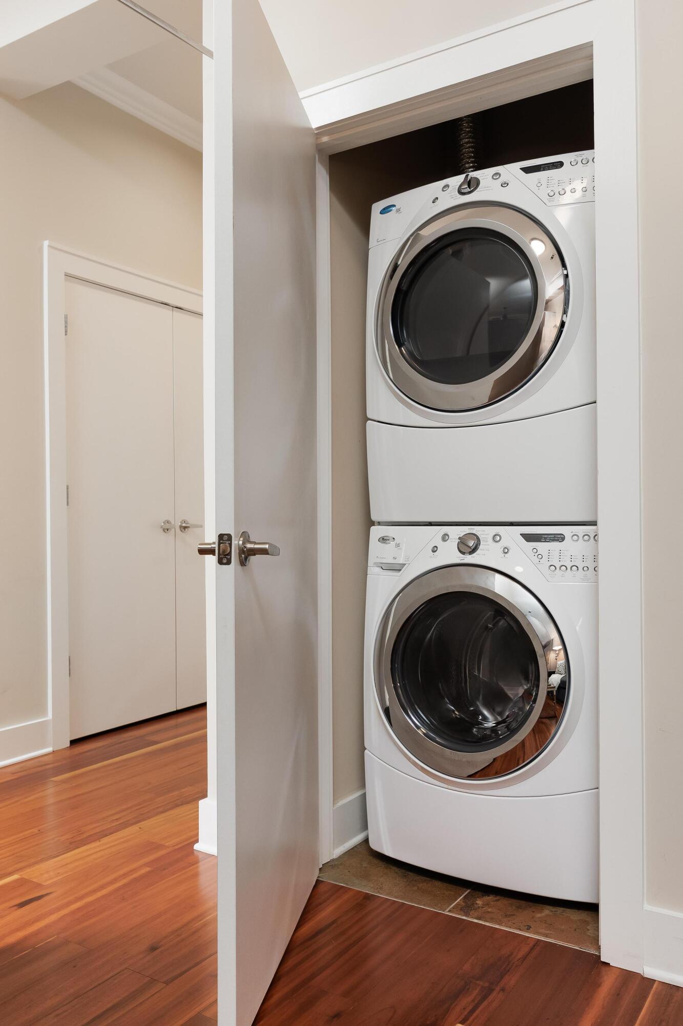 129 Walnut Street, 319