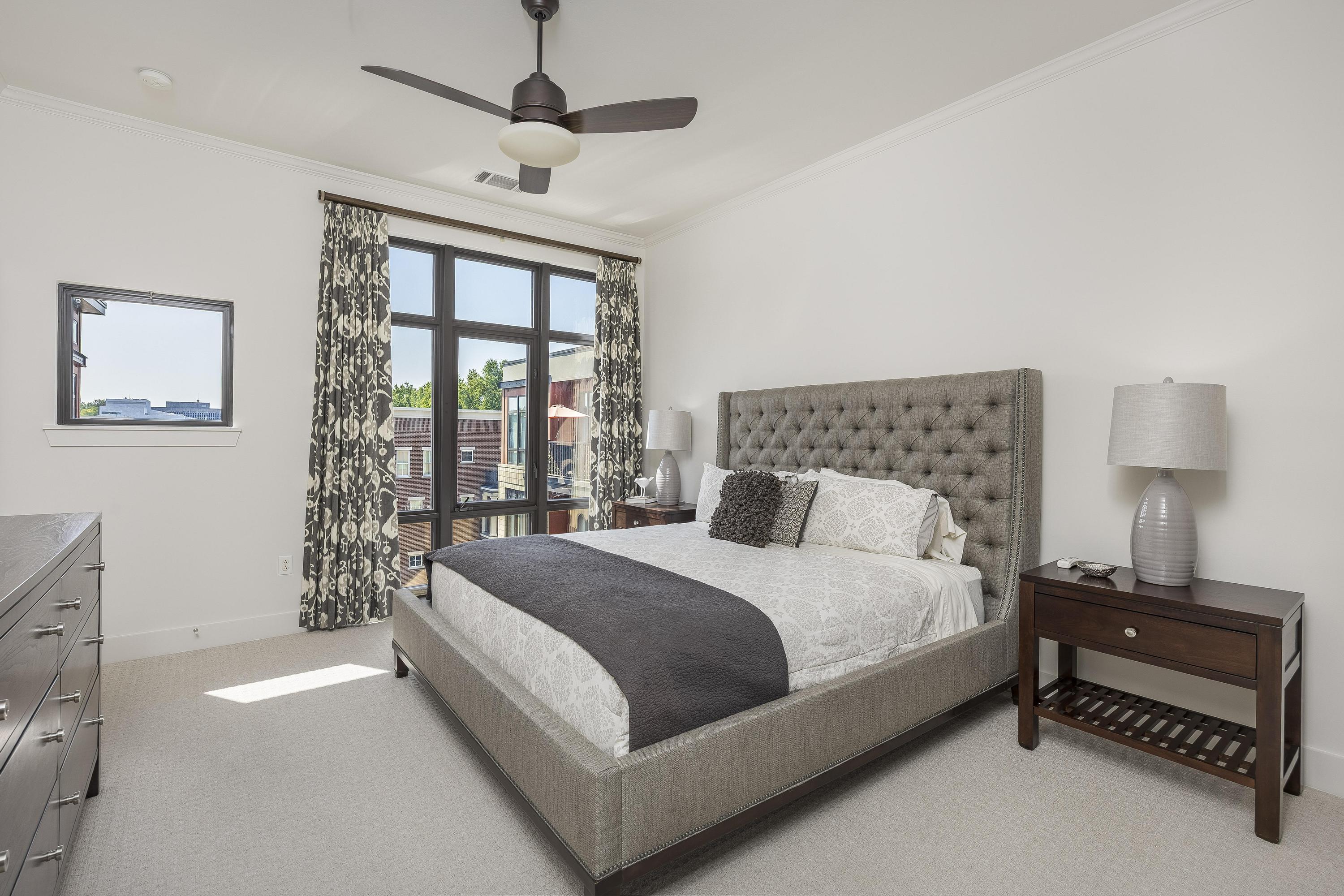 129 Walnut Street, 319