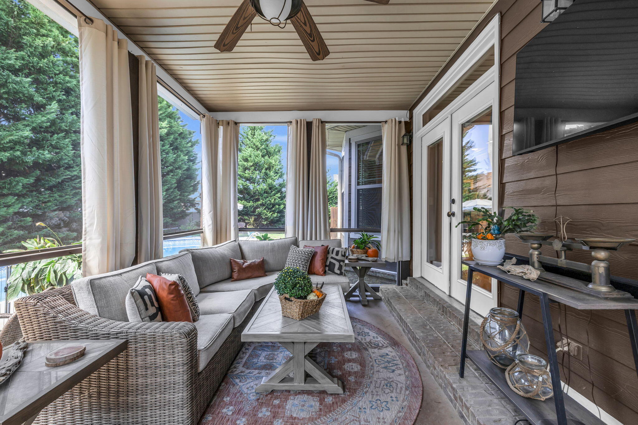 8188 Burgundy Circle