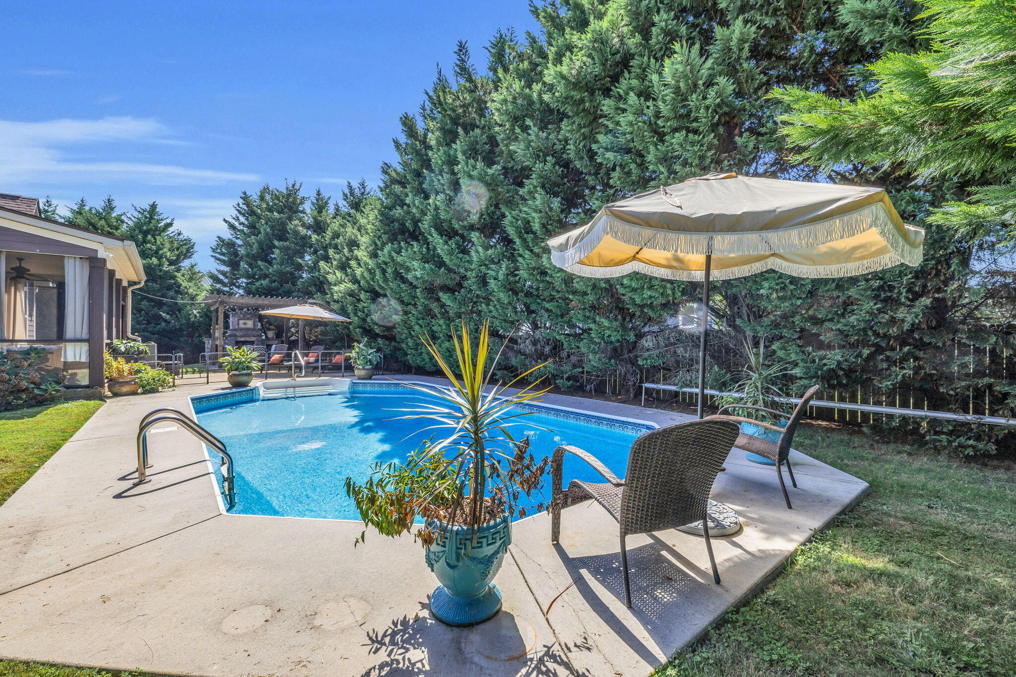 8188 Burgundy Circle