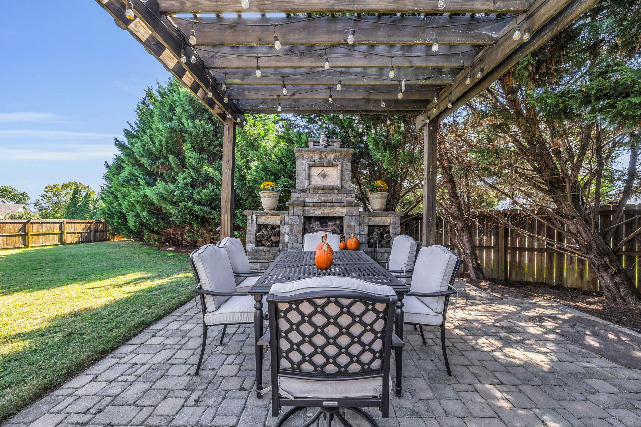 8188 Burgundy Circle