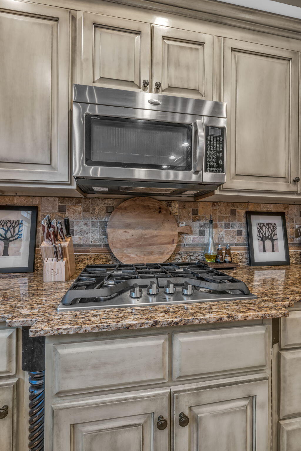 8188 Burgundy Circle