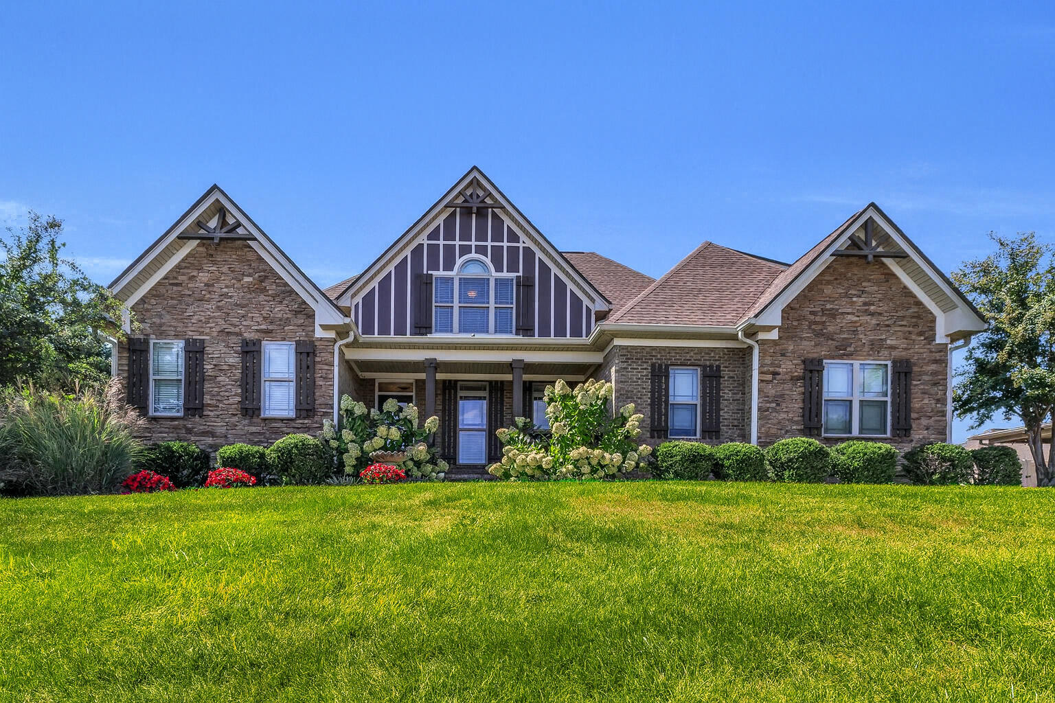 8188 Burgundy Circle