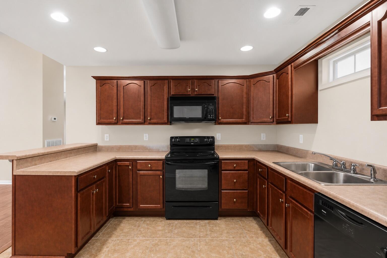 638 Callaway Court