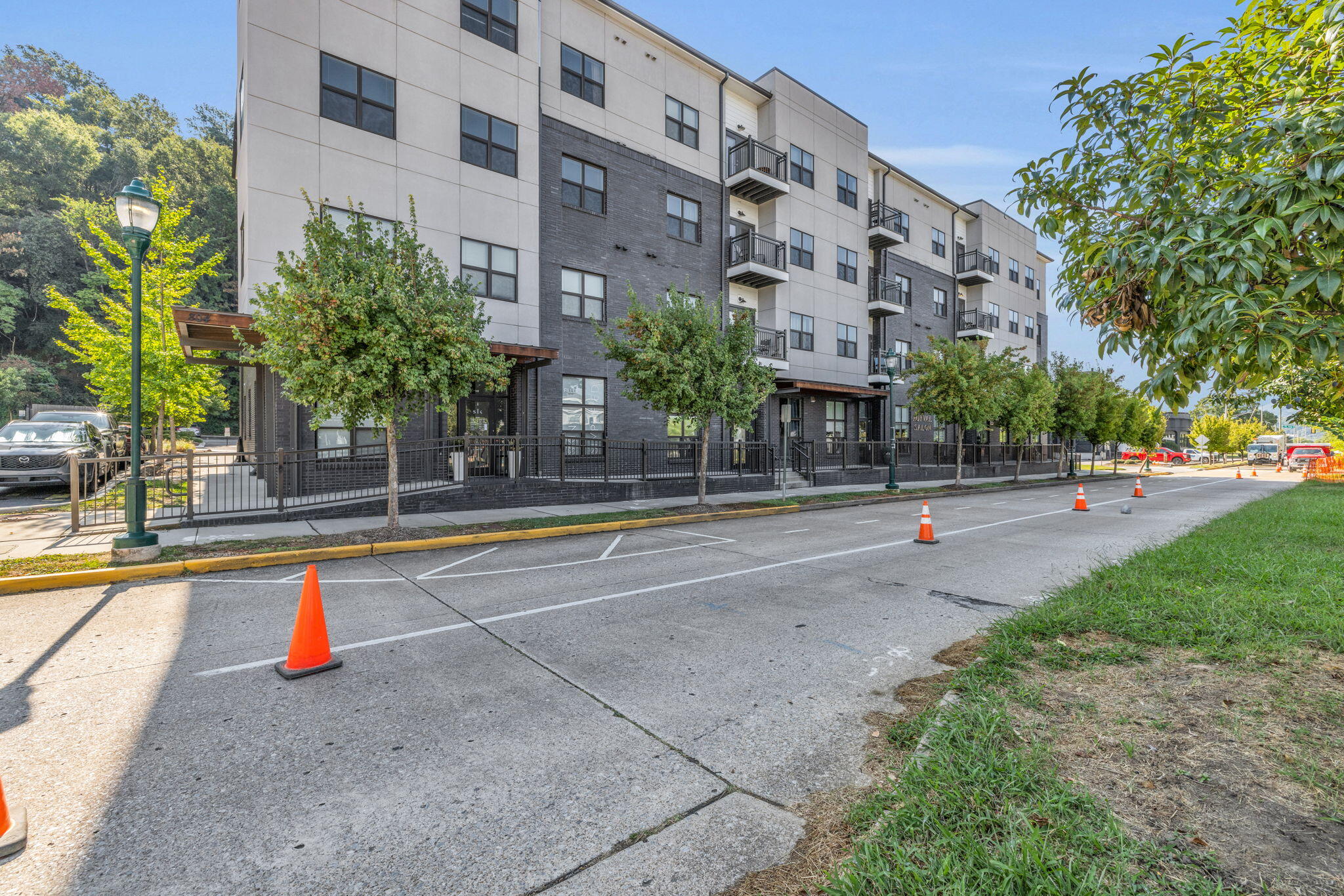 804 Riverfront Parkway, 310