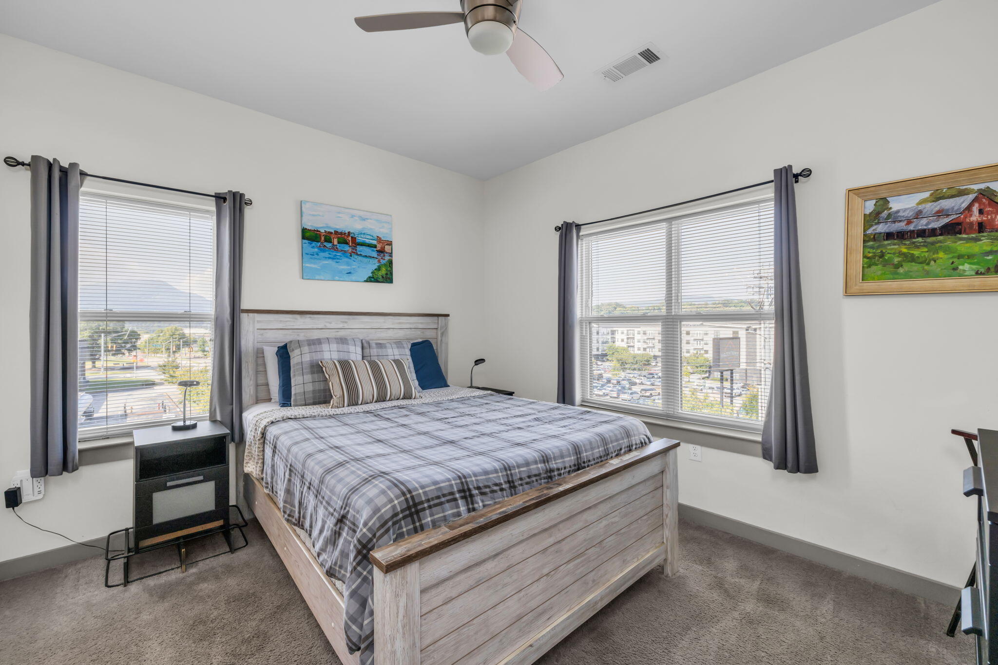 804 Riverfront Parkway, 310