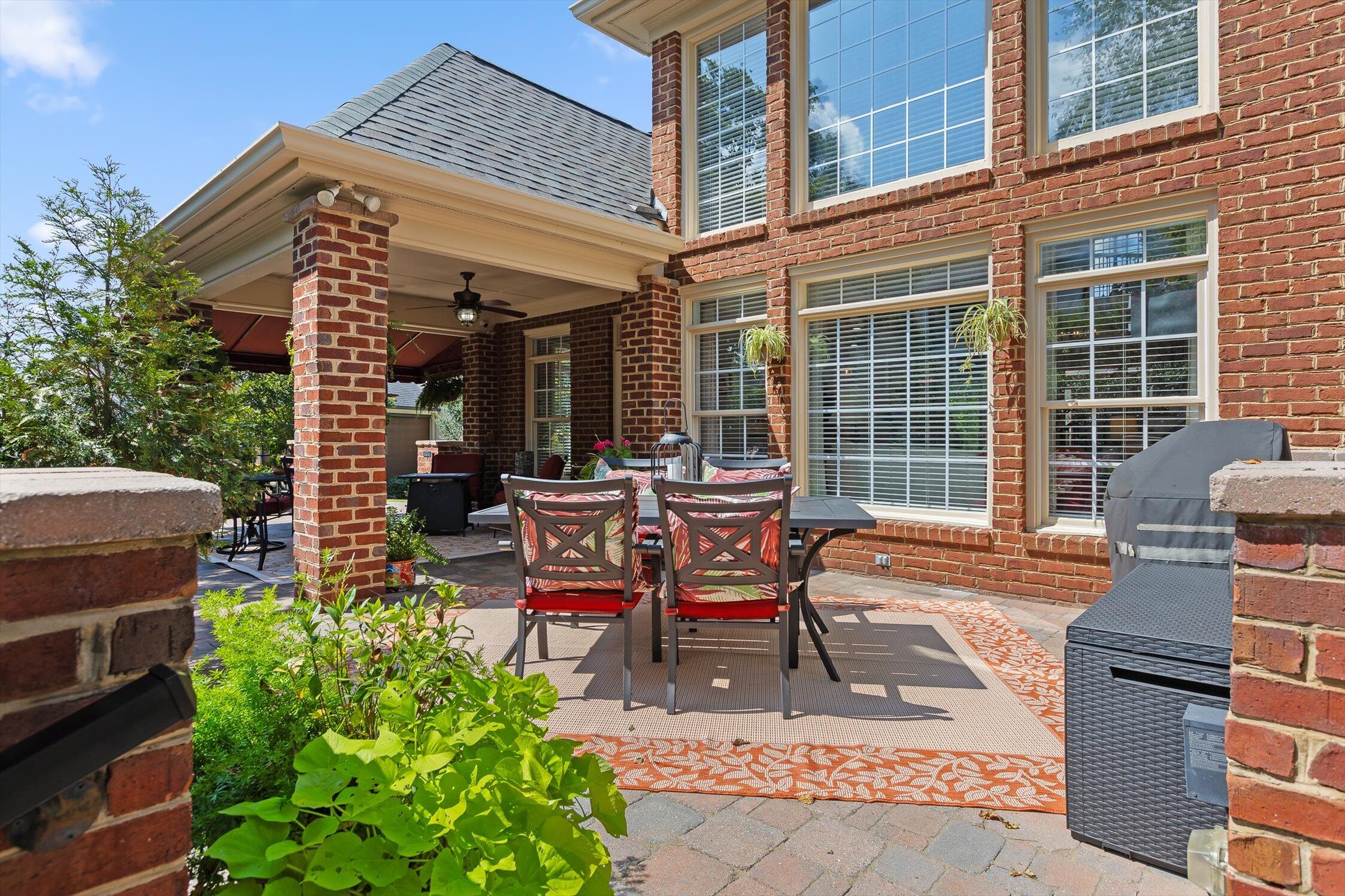 302 Willow Glen Road