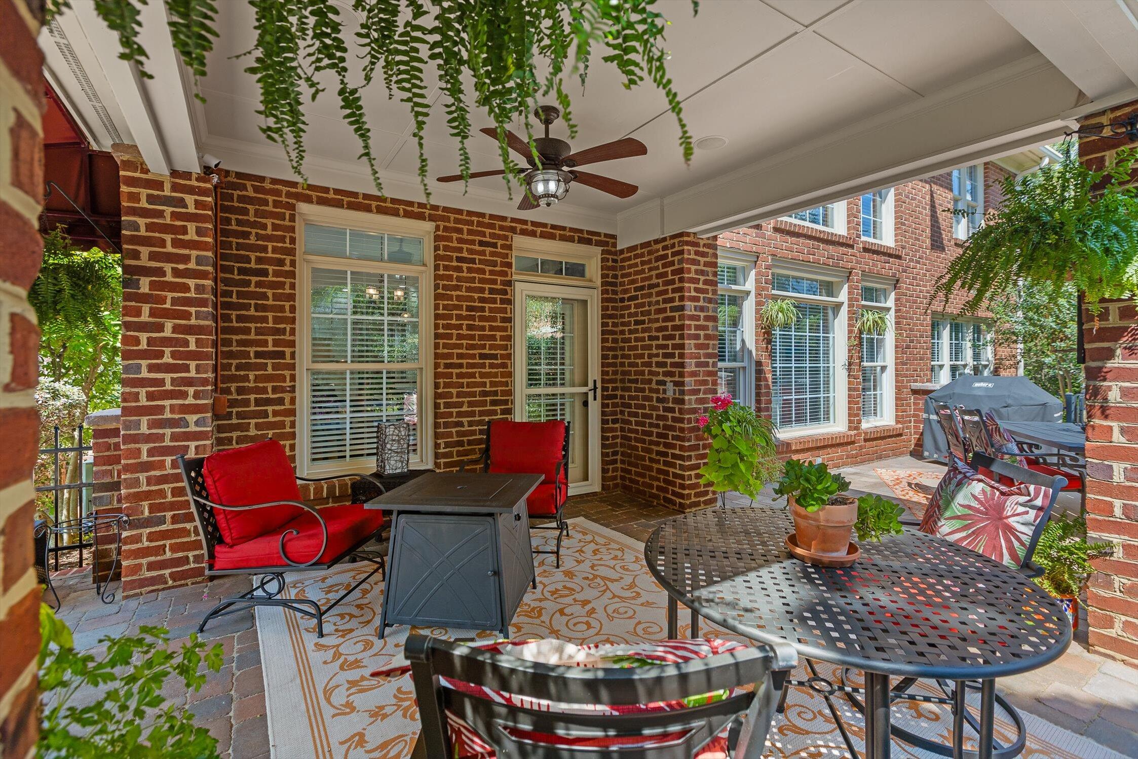 302 Willow Glen Road