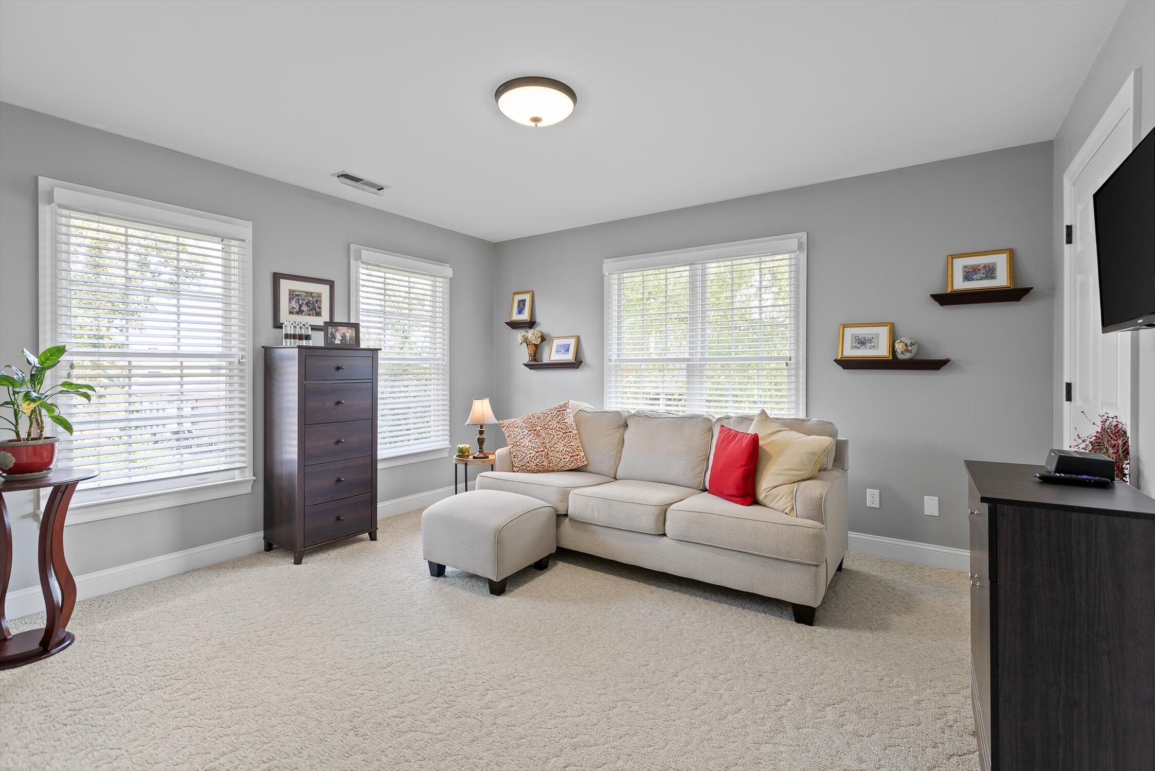 302 Willow Glen Road