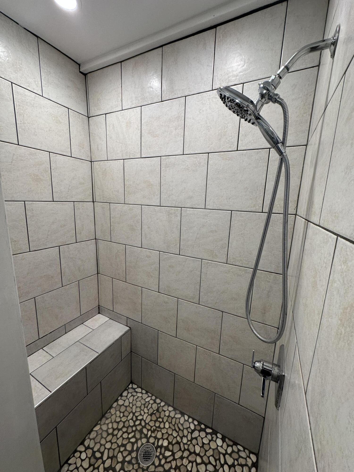 915 Old State Highway 8