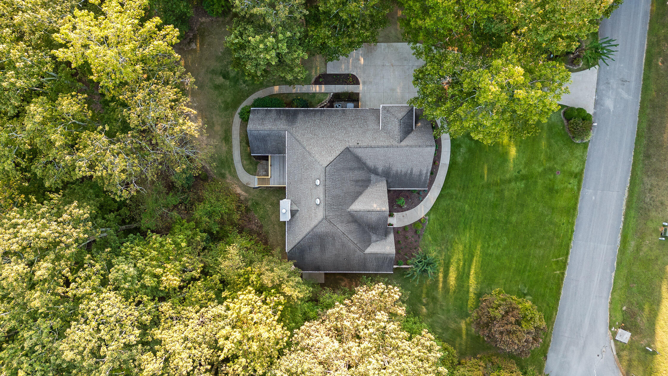 7551 Foster Hixson Cemetery Road