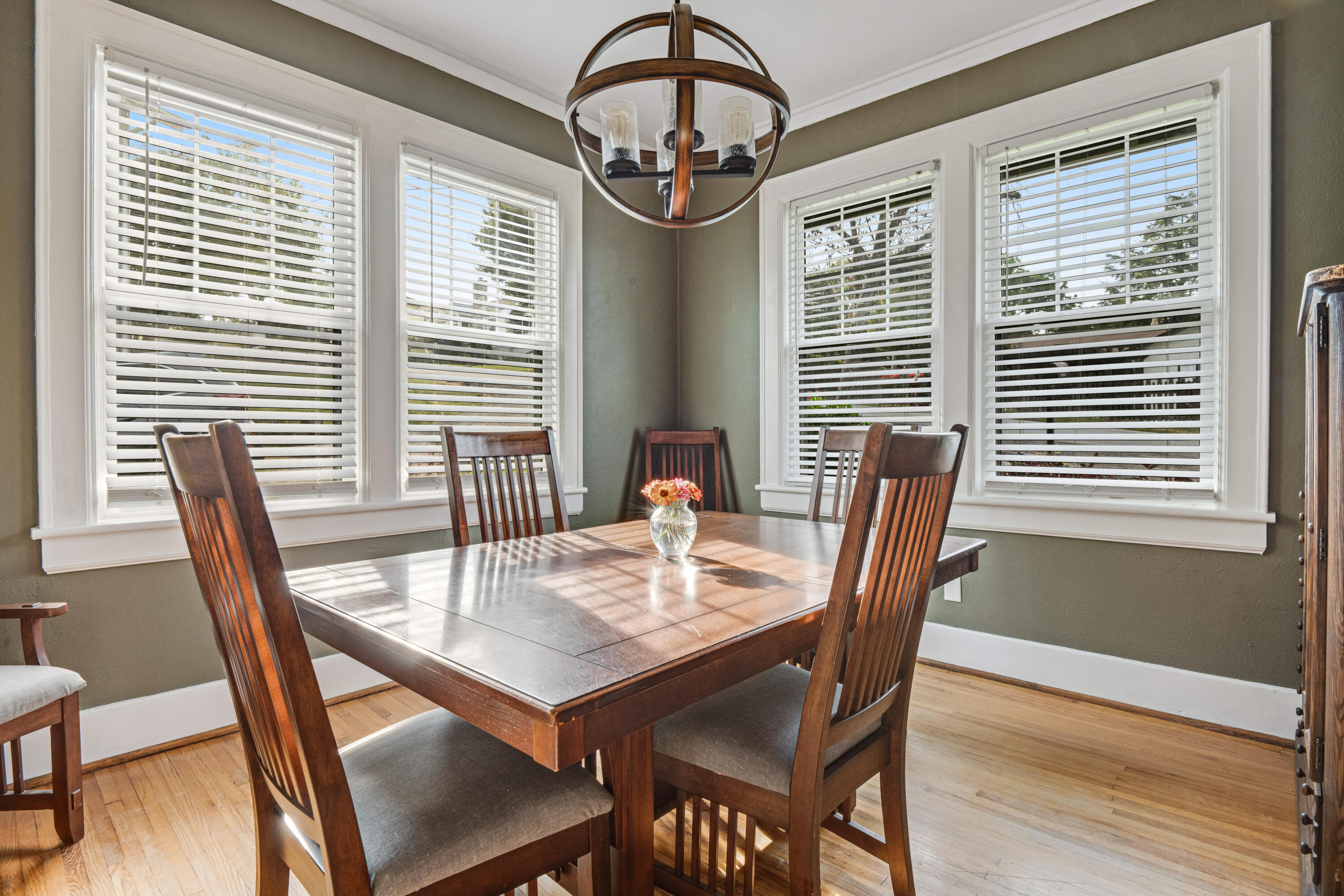 3406 Alta Vista Drive