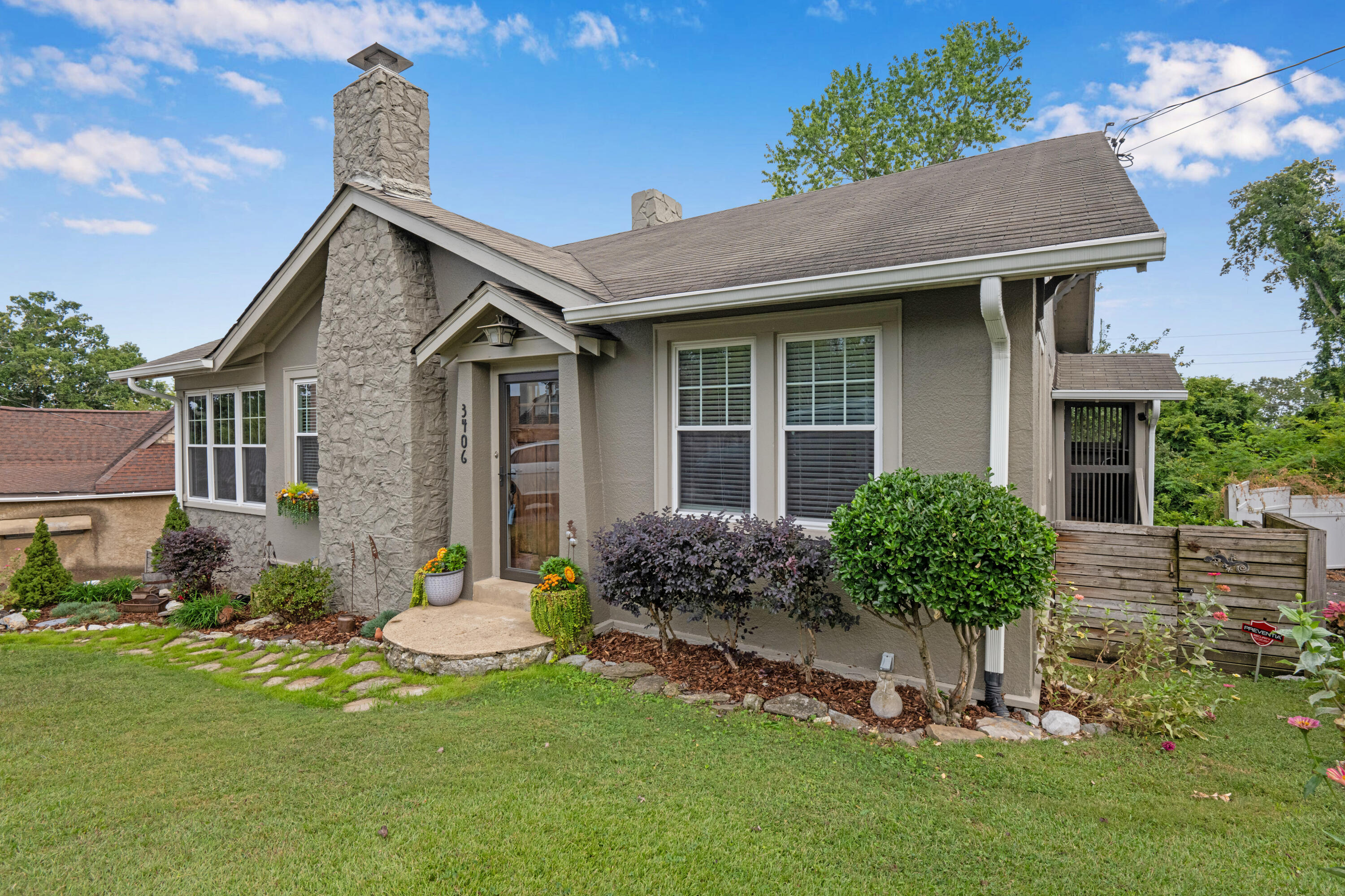 3406 Alta Vista Drive