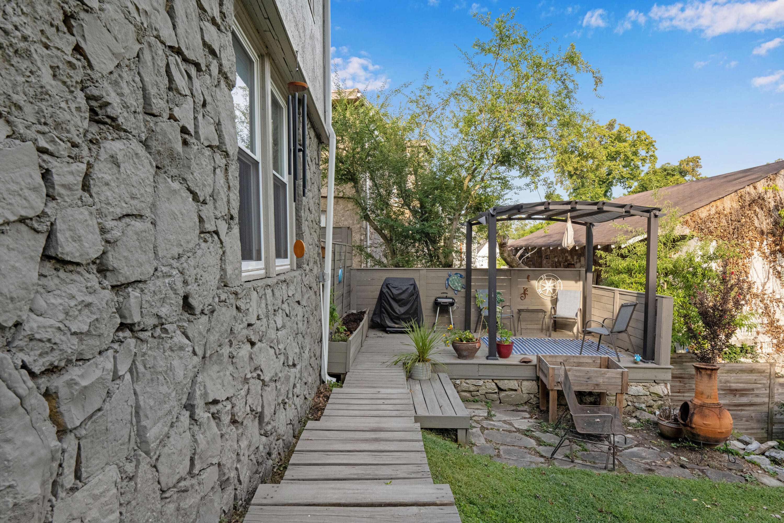 3406 Alta Vista Drive