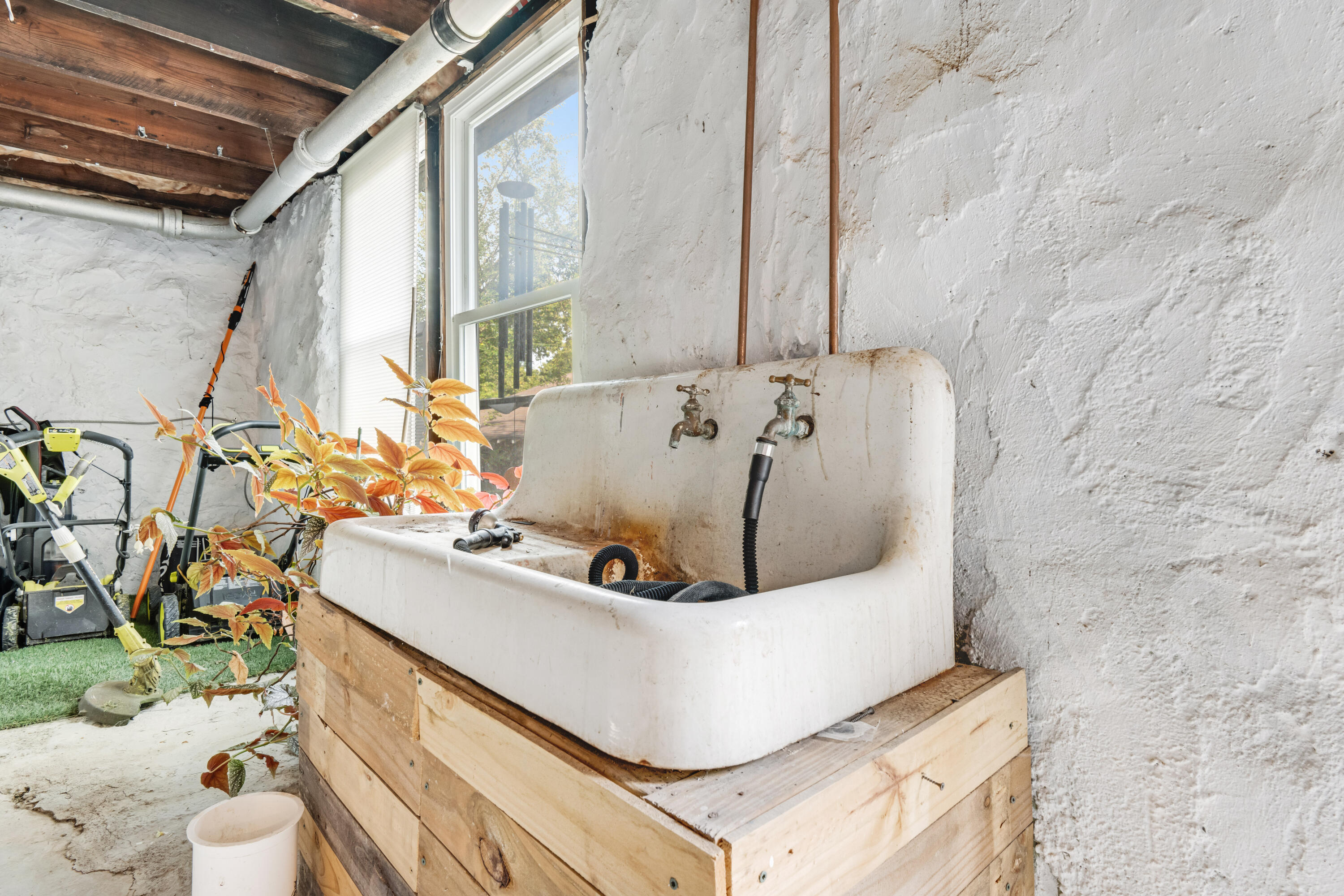 3406 Alta Vista Drive