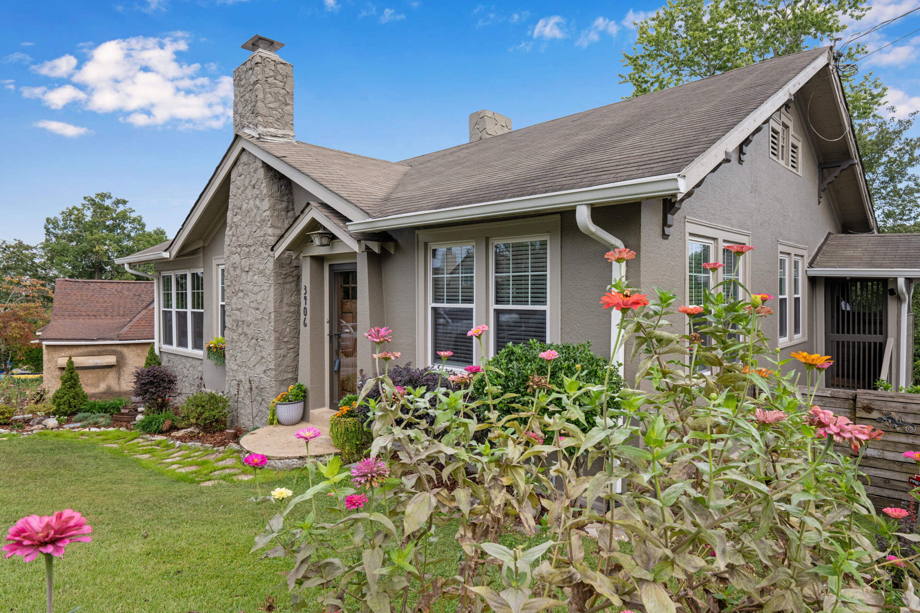 3406 Alta Vista Drive