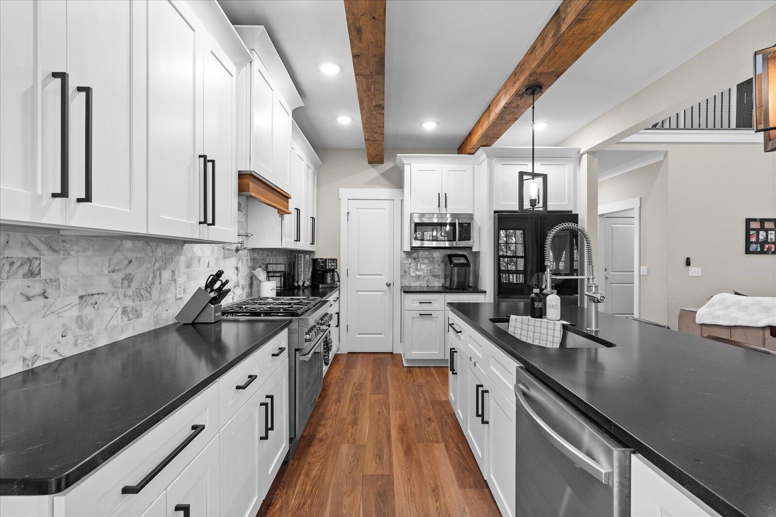 9124 White Ash Drive