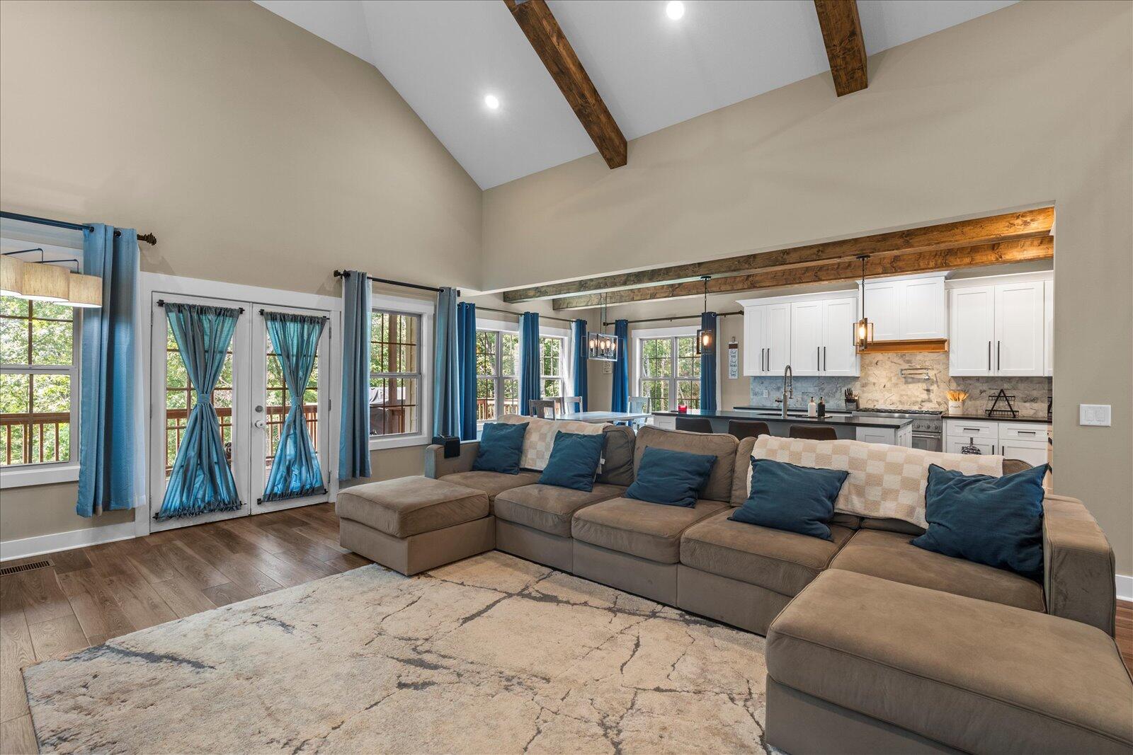 9124 White Ash Drive