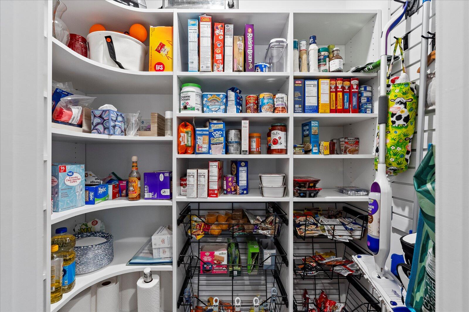 9124 White Ash Drive