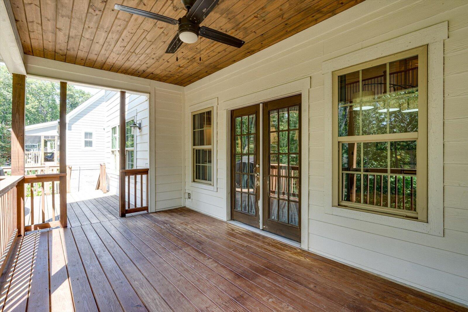 9124 White Ash Drive